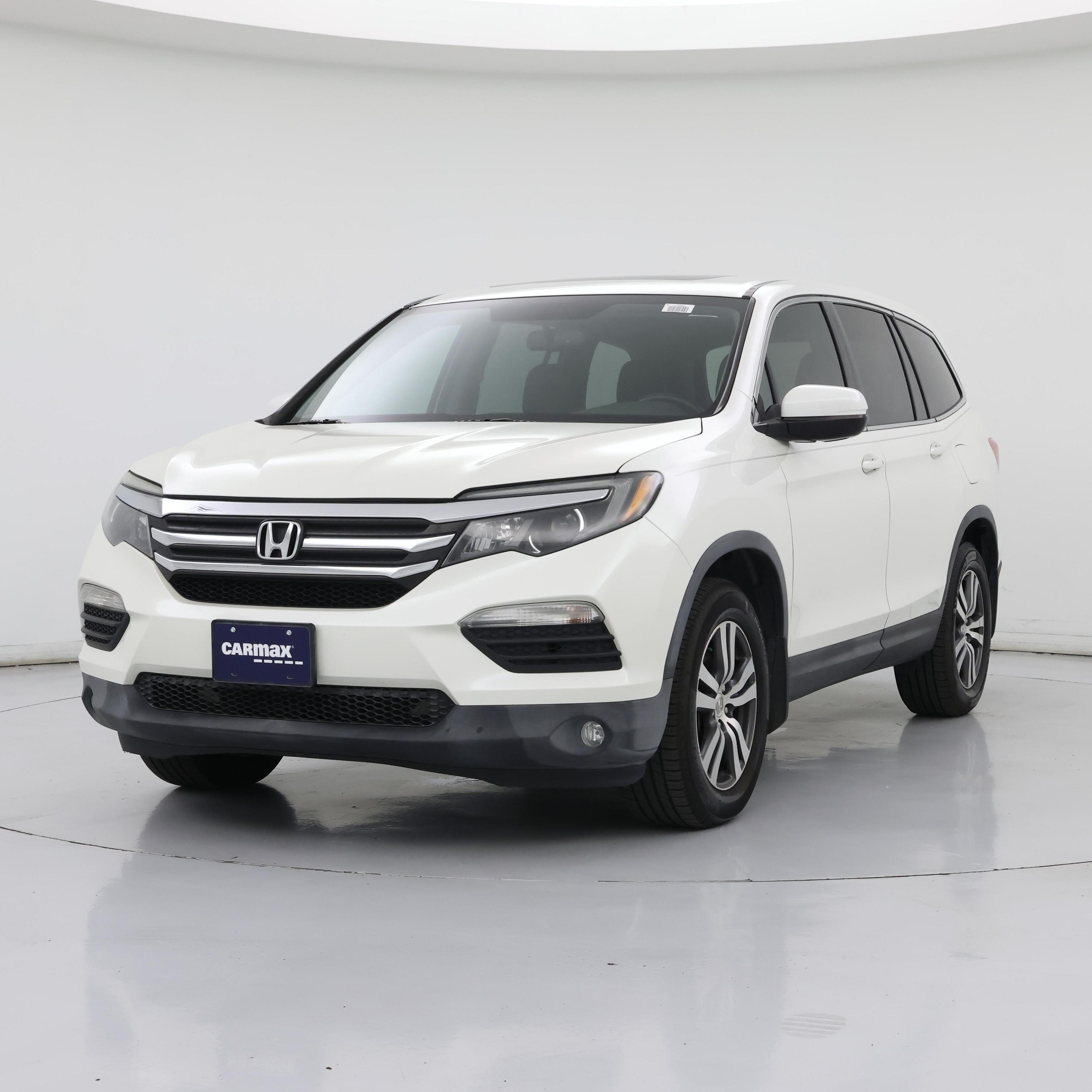 Thumbnail: 2017 Honda Pilot - 4