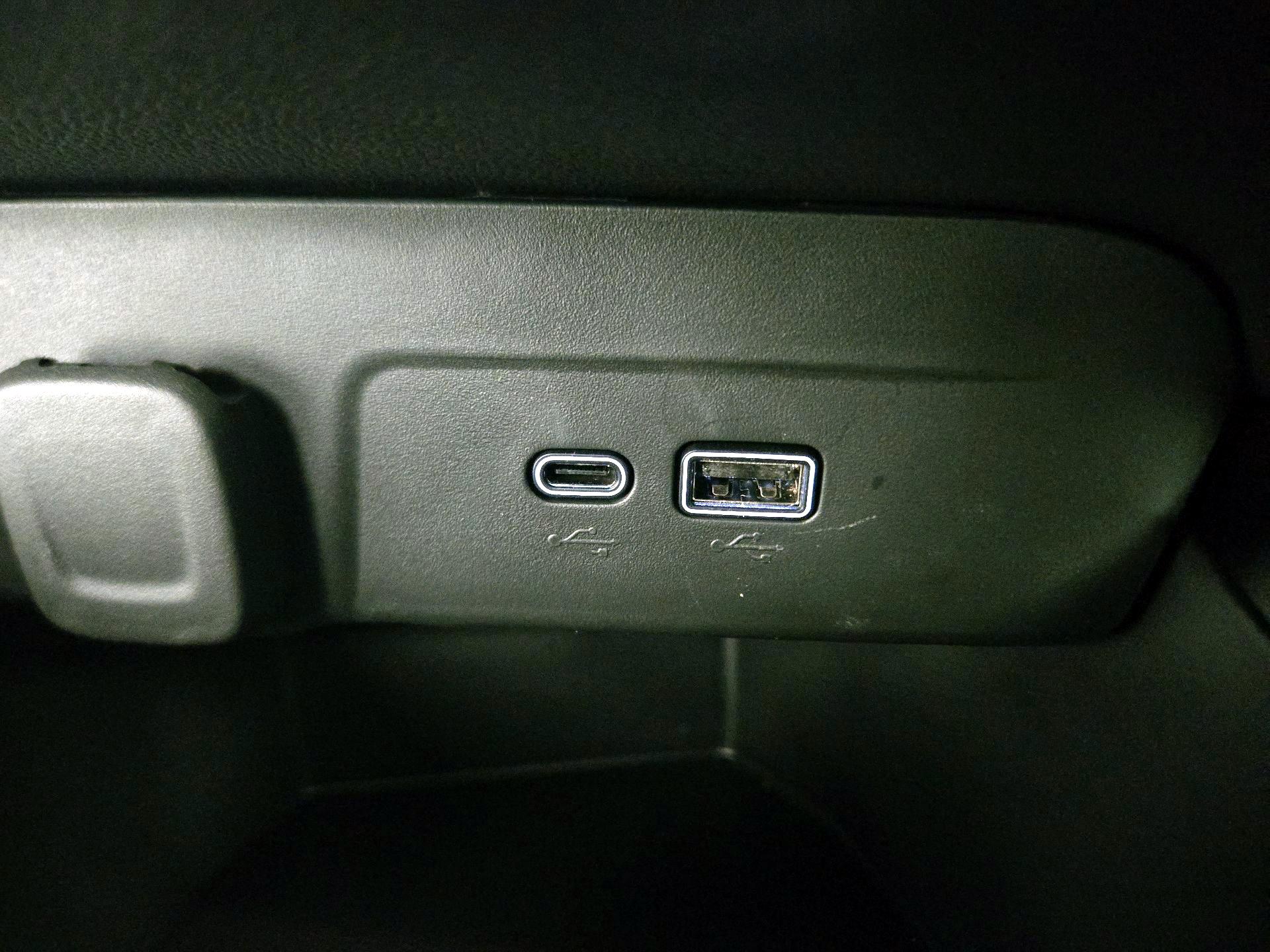 Thumbnail: 2025 Chevrolet Trax - 18