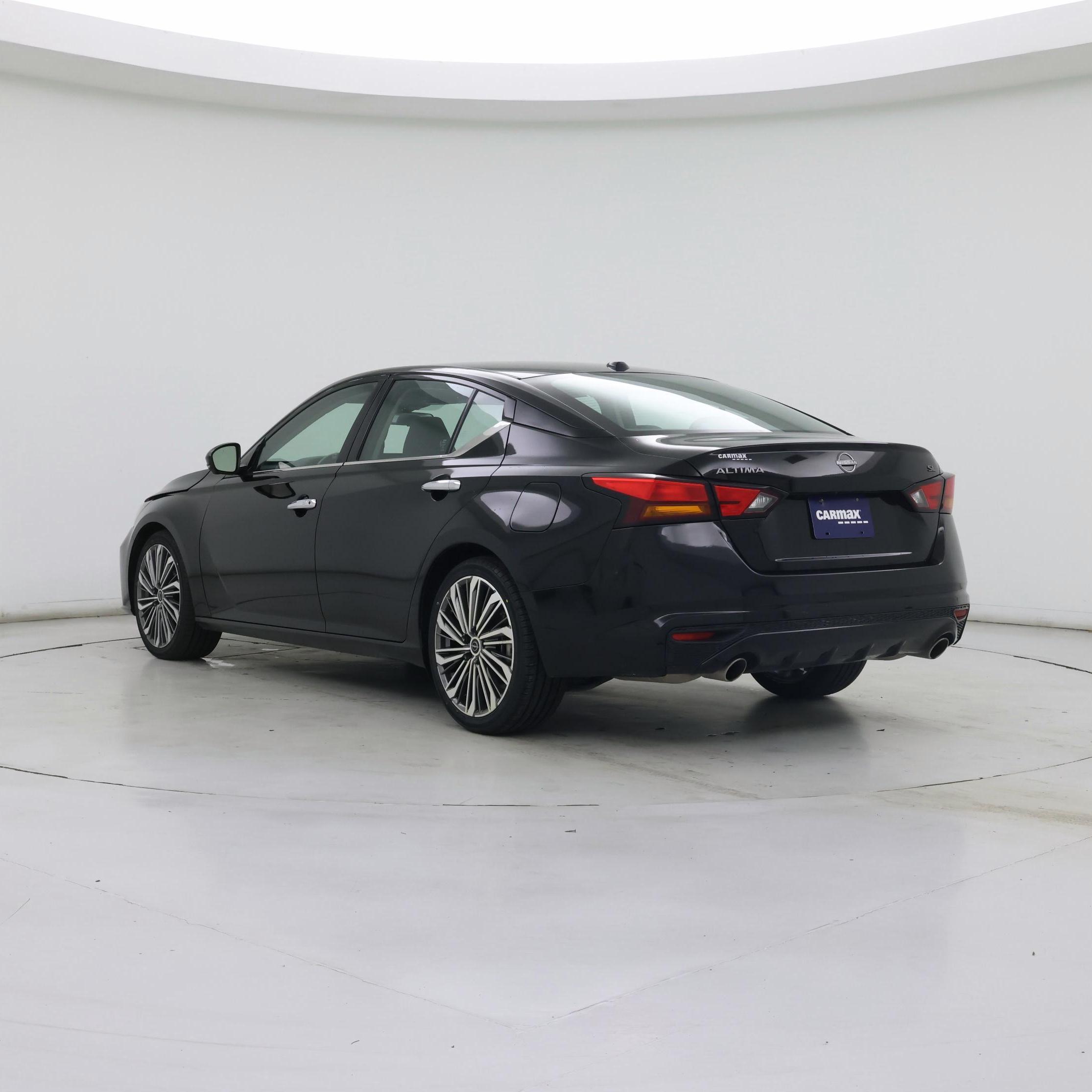 Thumbnail: 2023 Nissan Altima - 2