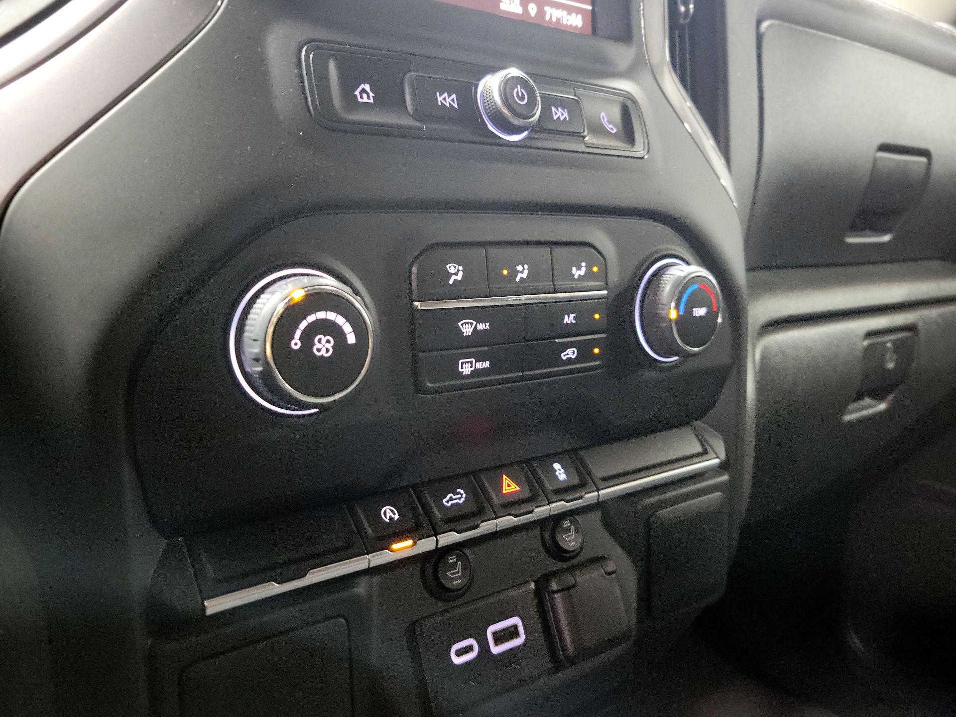 Thumbnail: 2022 Chevrolet Silverado 1500 - 16