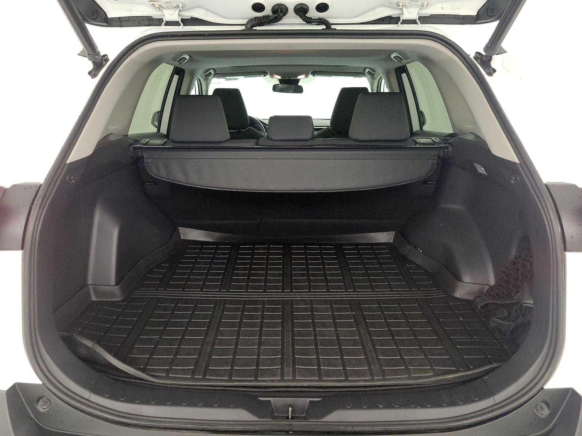 Thumbnail: 2021 Toyota RAV4 - 20