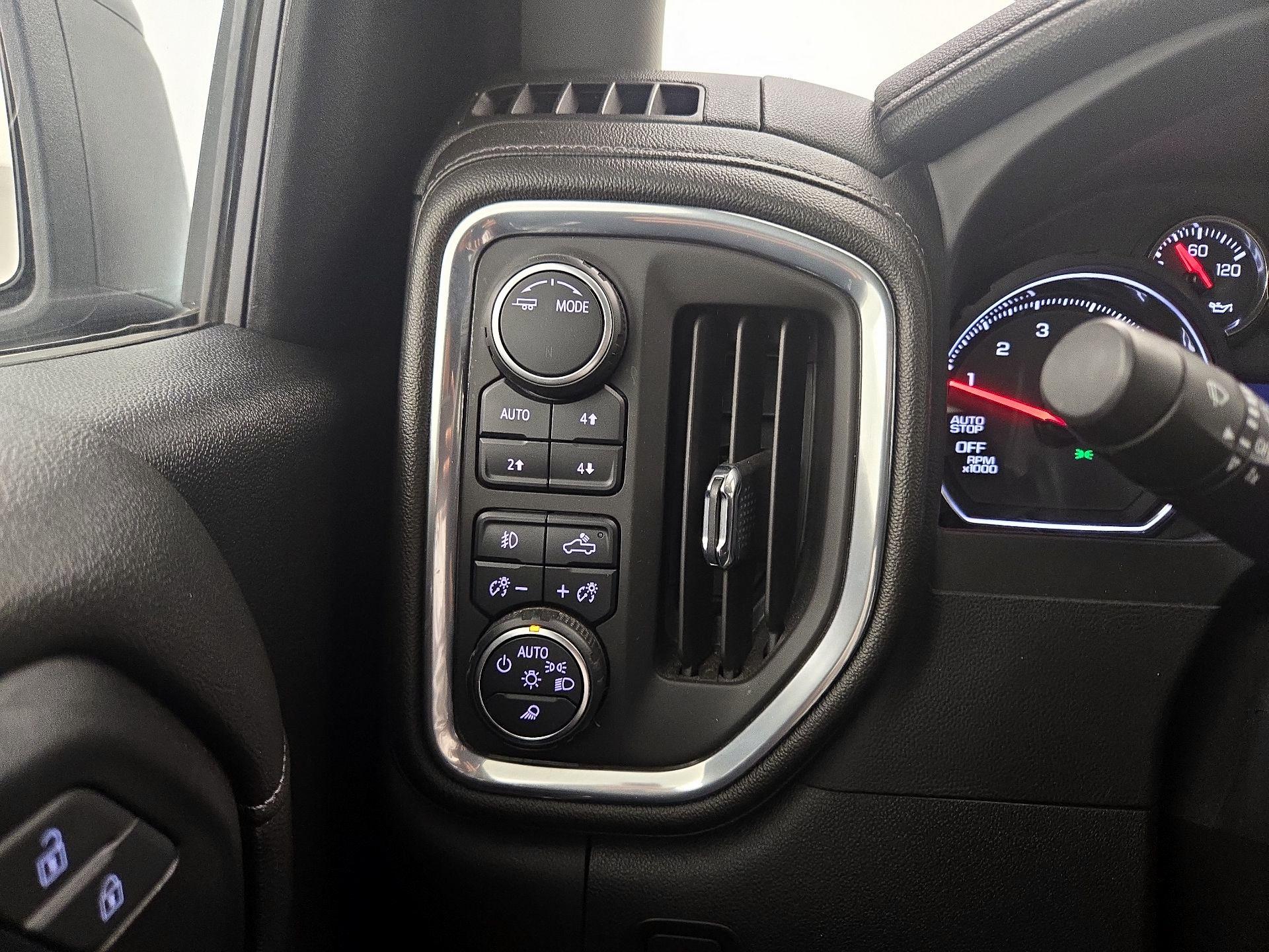 Thumbnail: 2022 Chevrolet Silverado 1500 - 13