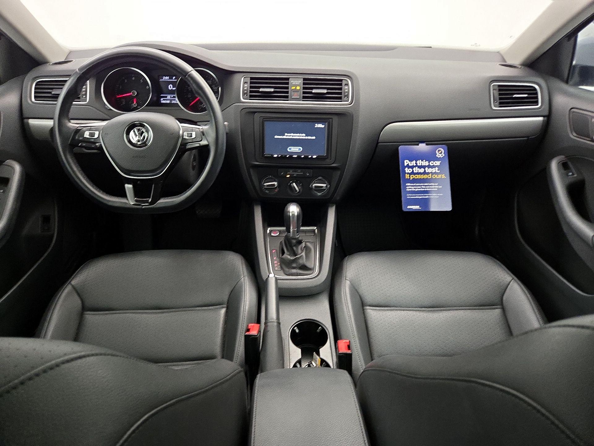 Thumbnail: 2017 Volkswagen Jetta - 9