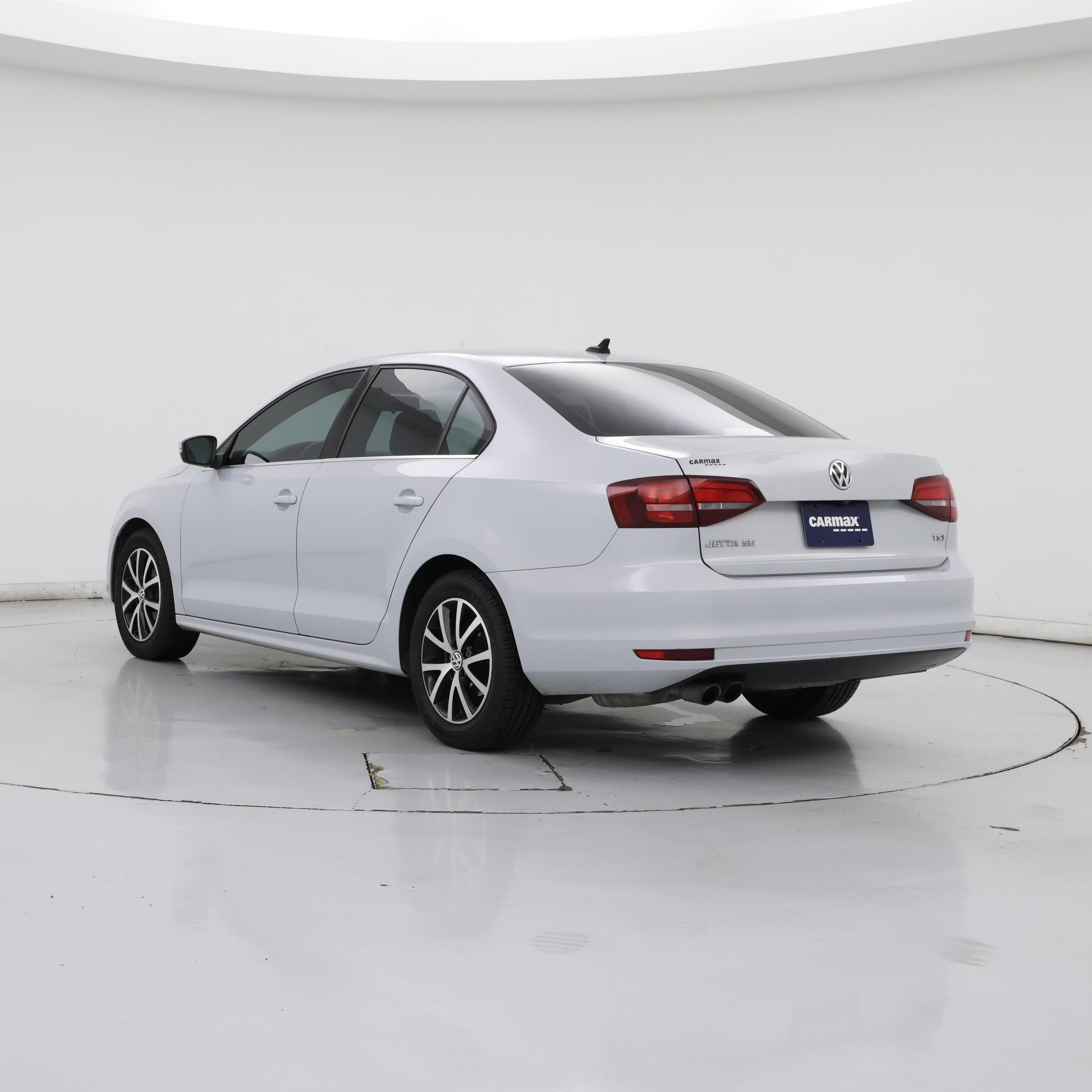 Thumbnail: 2017 Volkswagen Jetta - 2