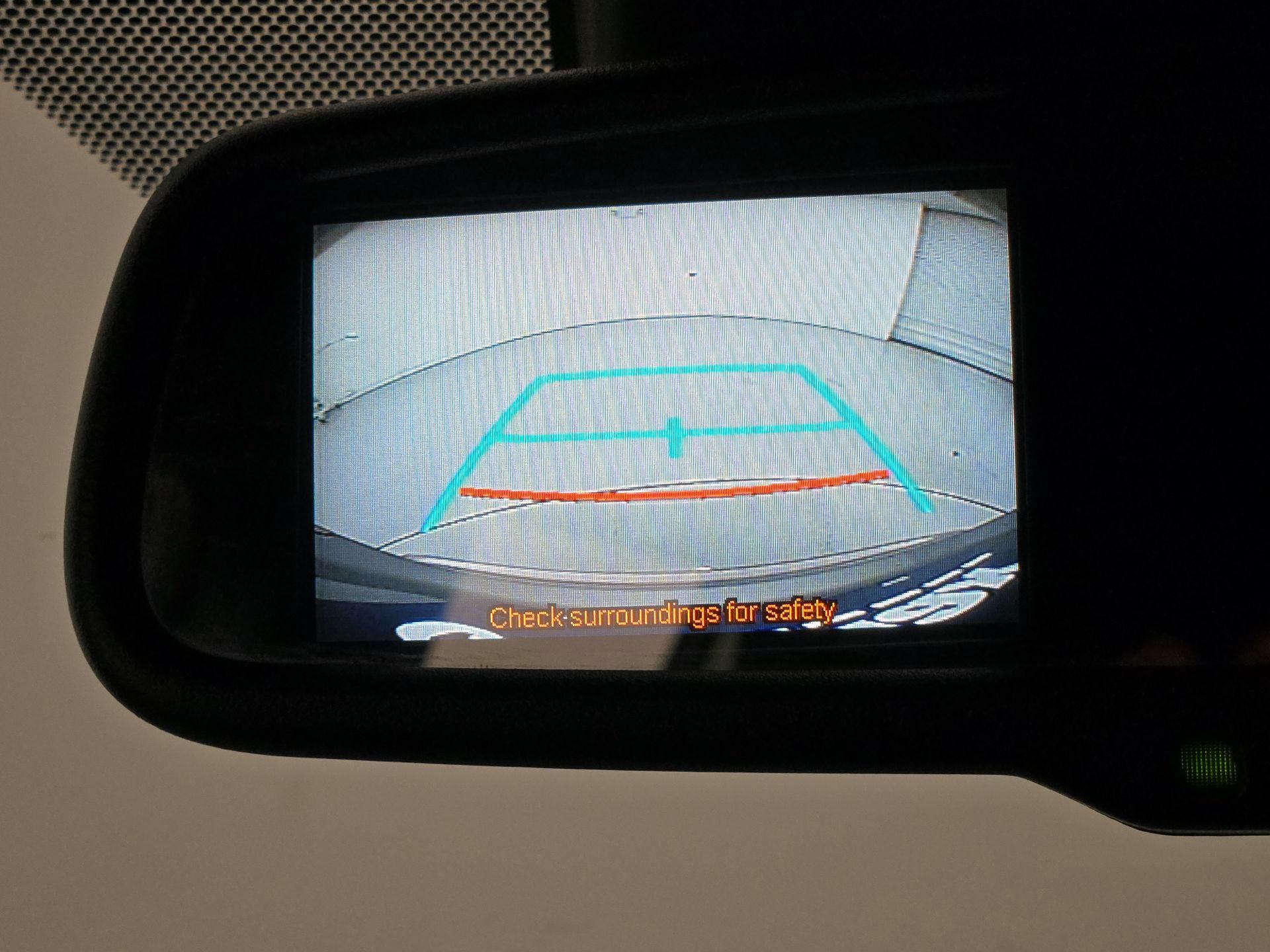 Thumbnail: 2018 Toyota C-HR - 14