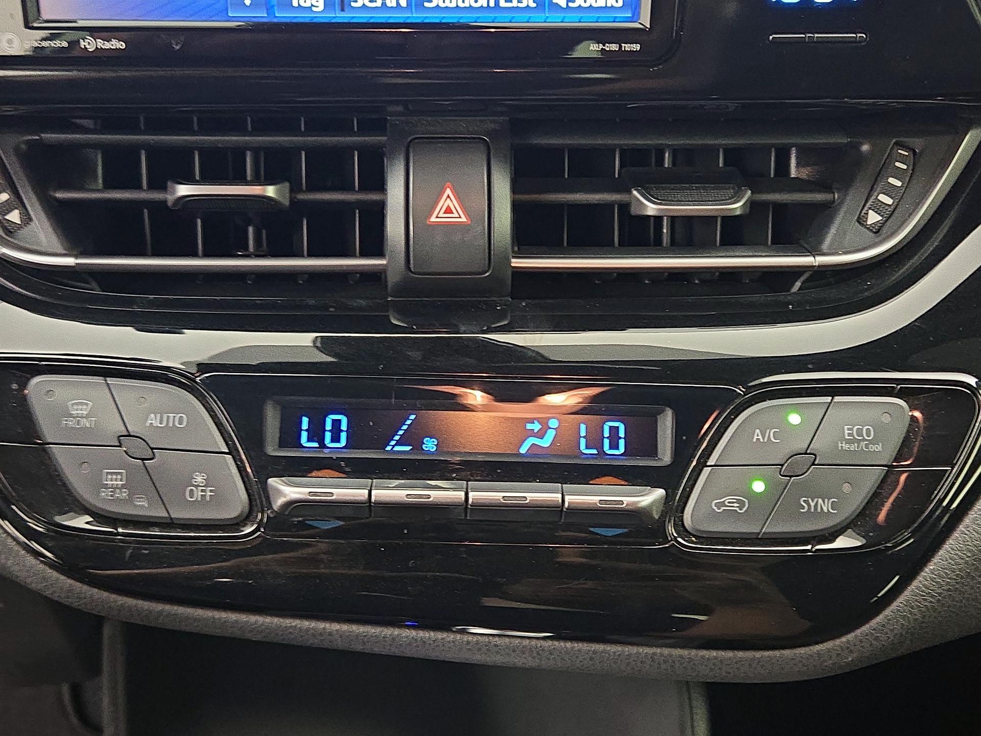 Thumbnail: 2018 Toyota C-HR - 16