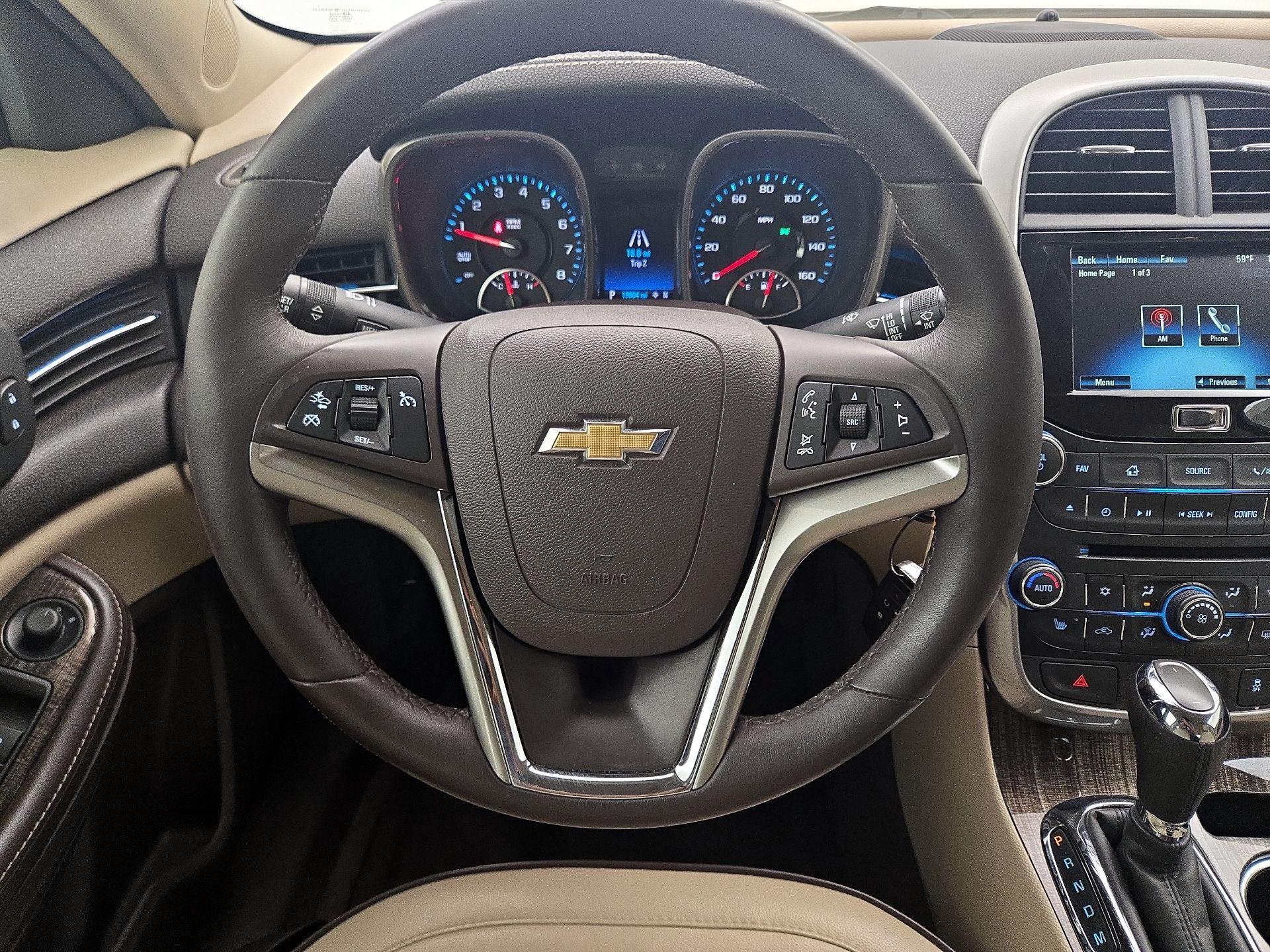 Thumbnail: 2015 Chevrolet Malibu - 10