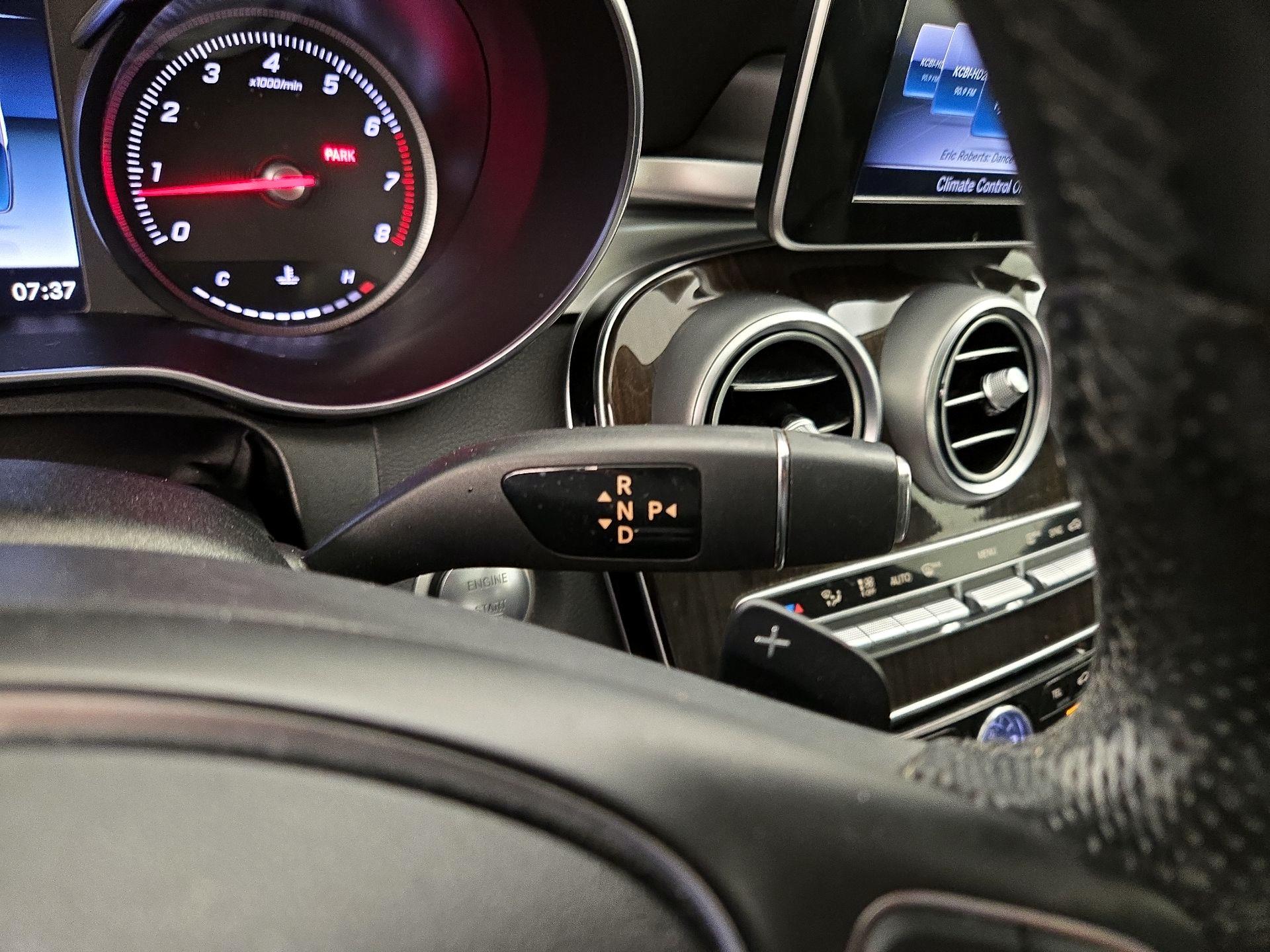 Thumbnail: 2018 Mercedes-Benz C-Class - 17