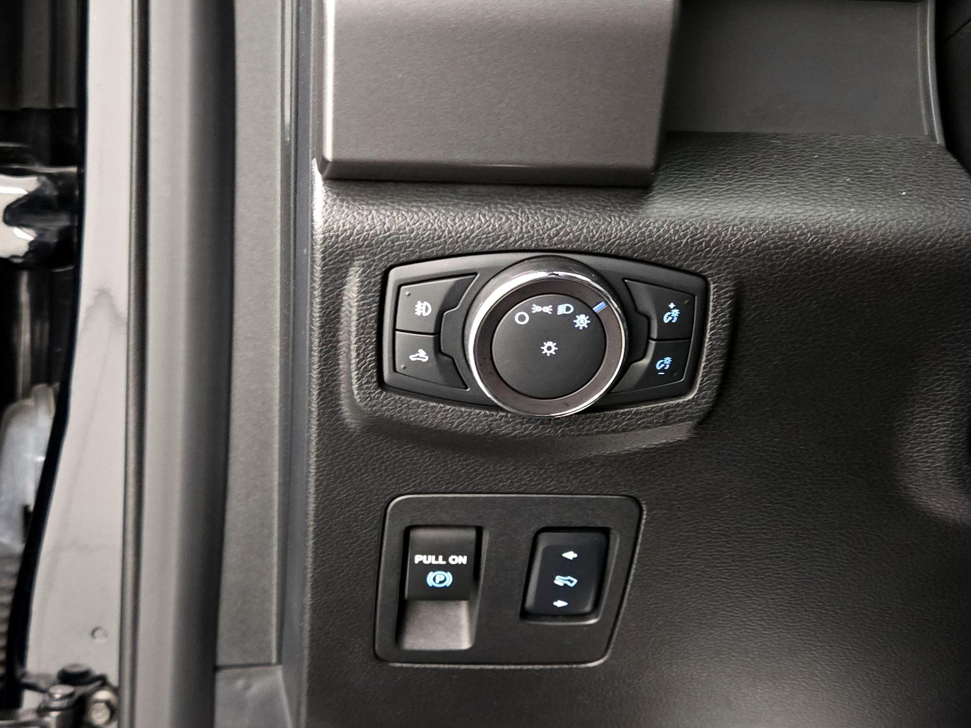 Thumbnail: 2018 Ford F-150 - 13