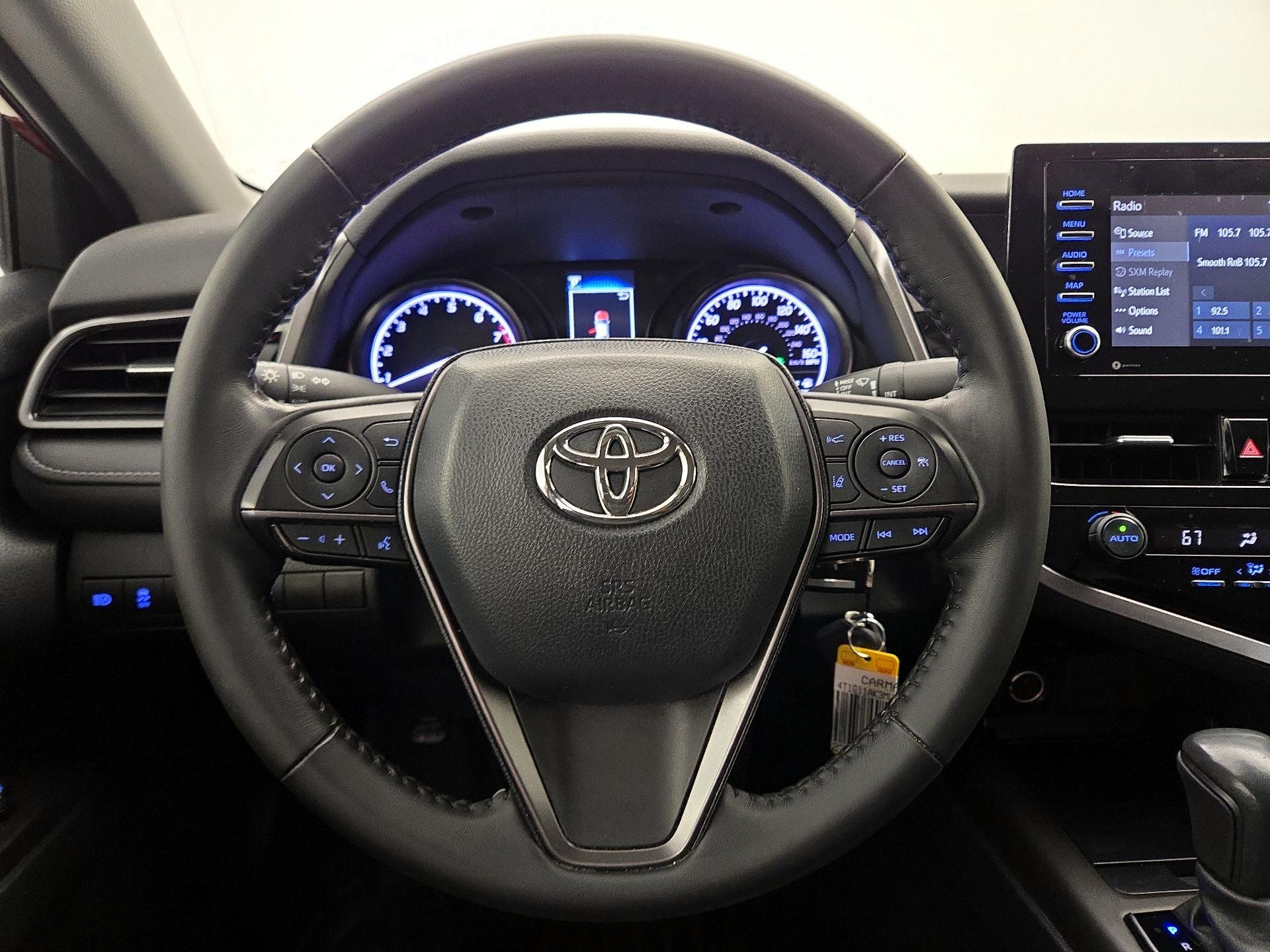 Thumbnail: 2021 Toyota Camry - 10