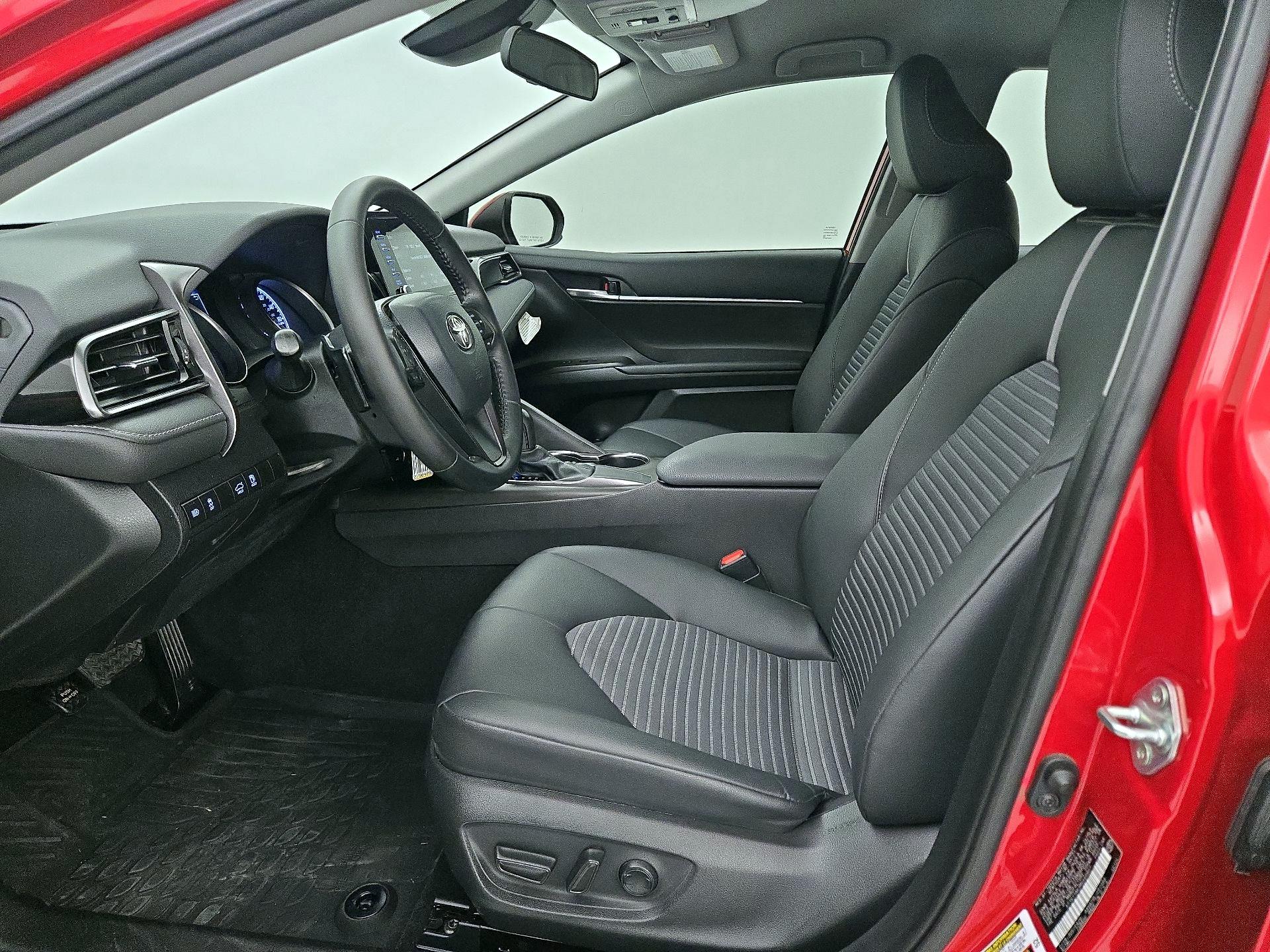 Thumbnail: 2021 Toyota Camry - 11