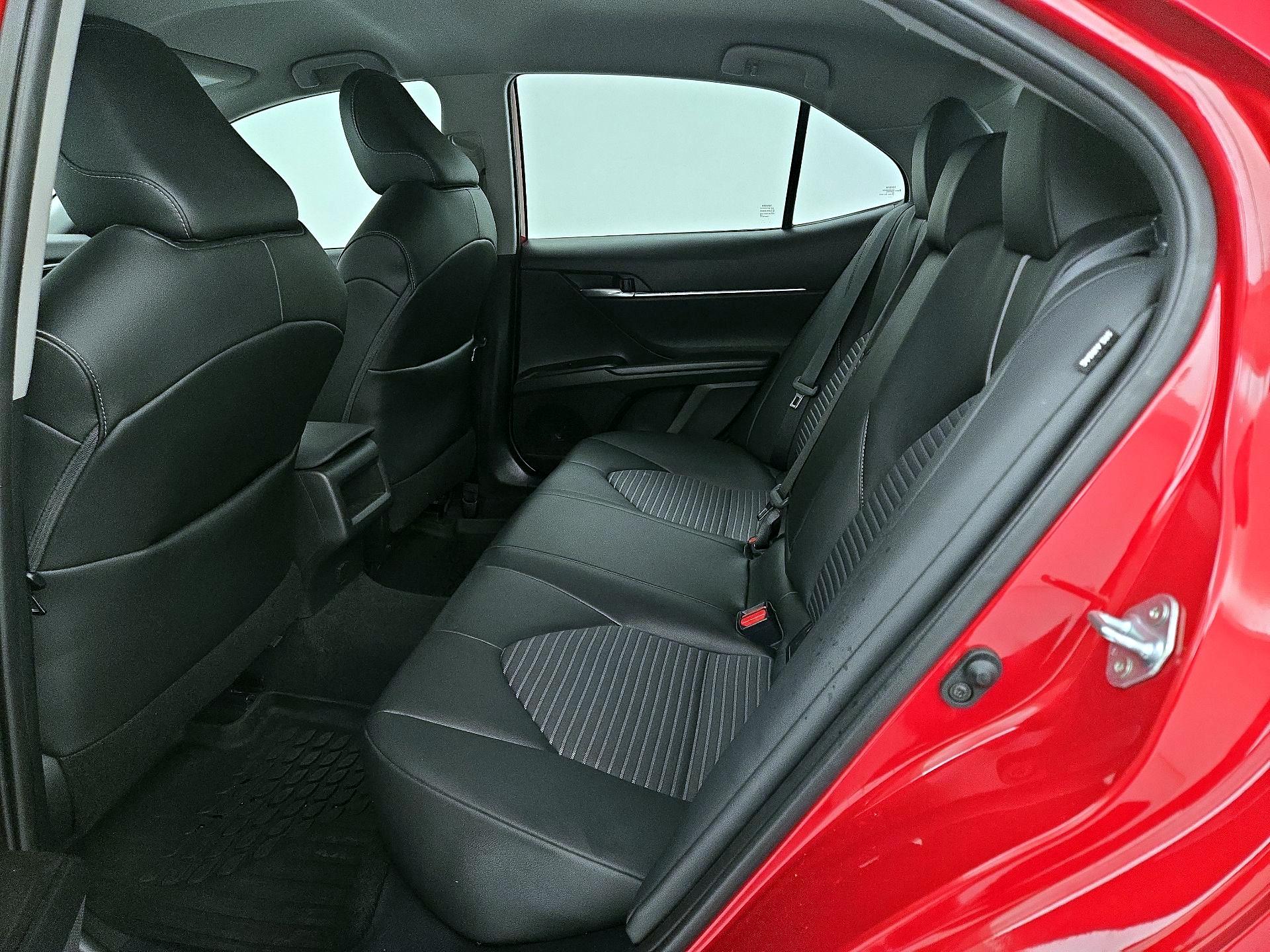 Thumbnail: 2021 Toyota Camry - 19