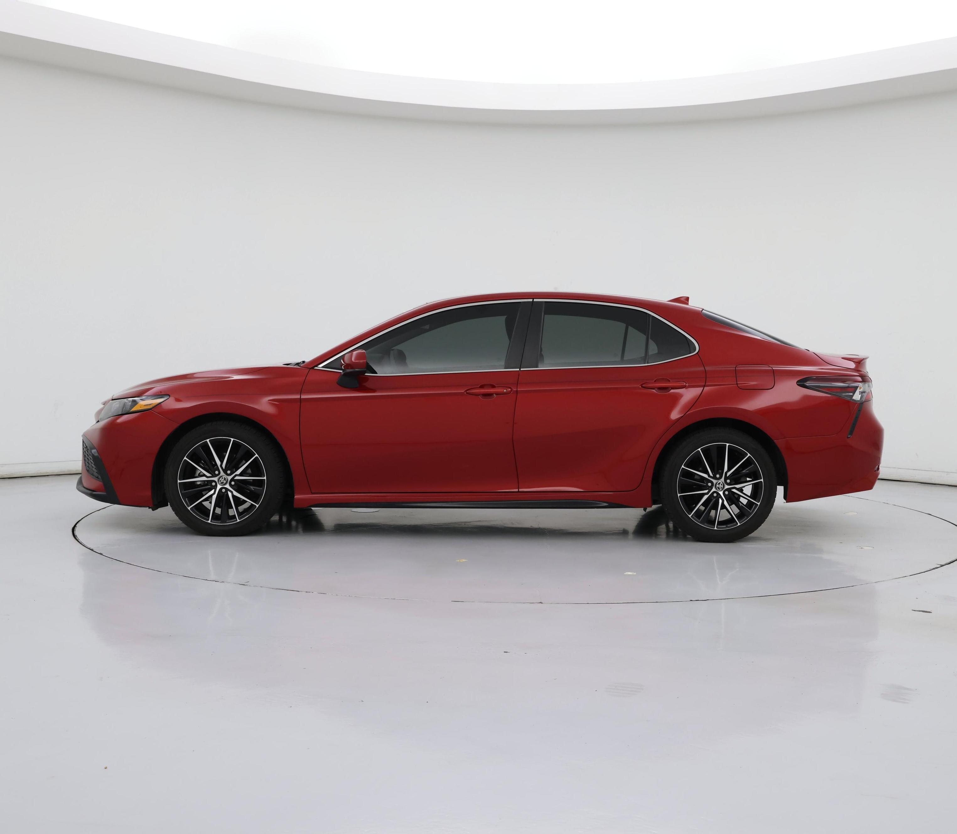 Thumbnail: 2021 Toyota Camry - 3