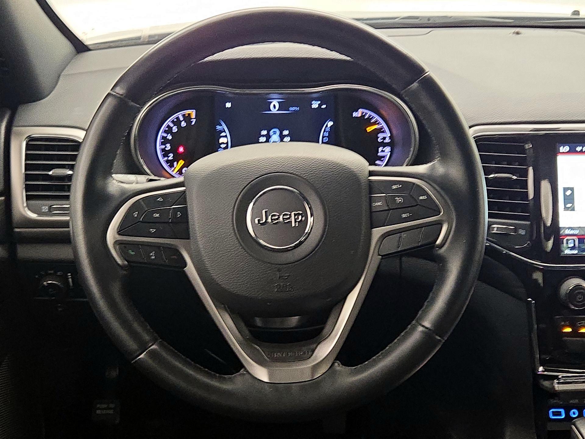 Thumbnail: 2022 Jeep Grand Cherokee - 10