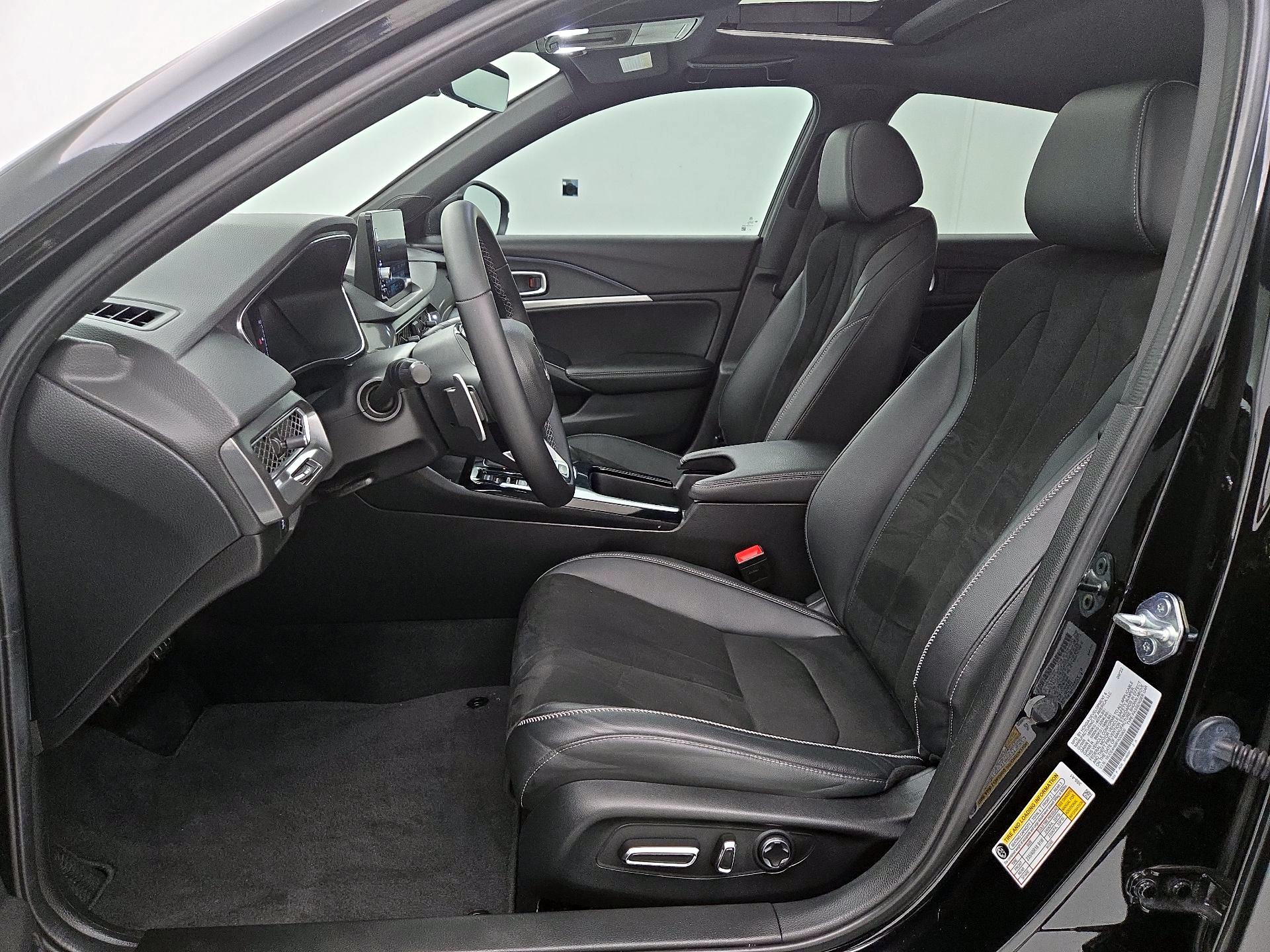 Thumbnail: 2023 Acura Integra - 11