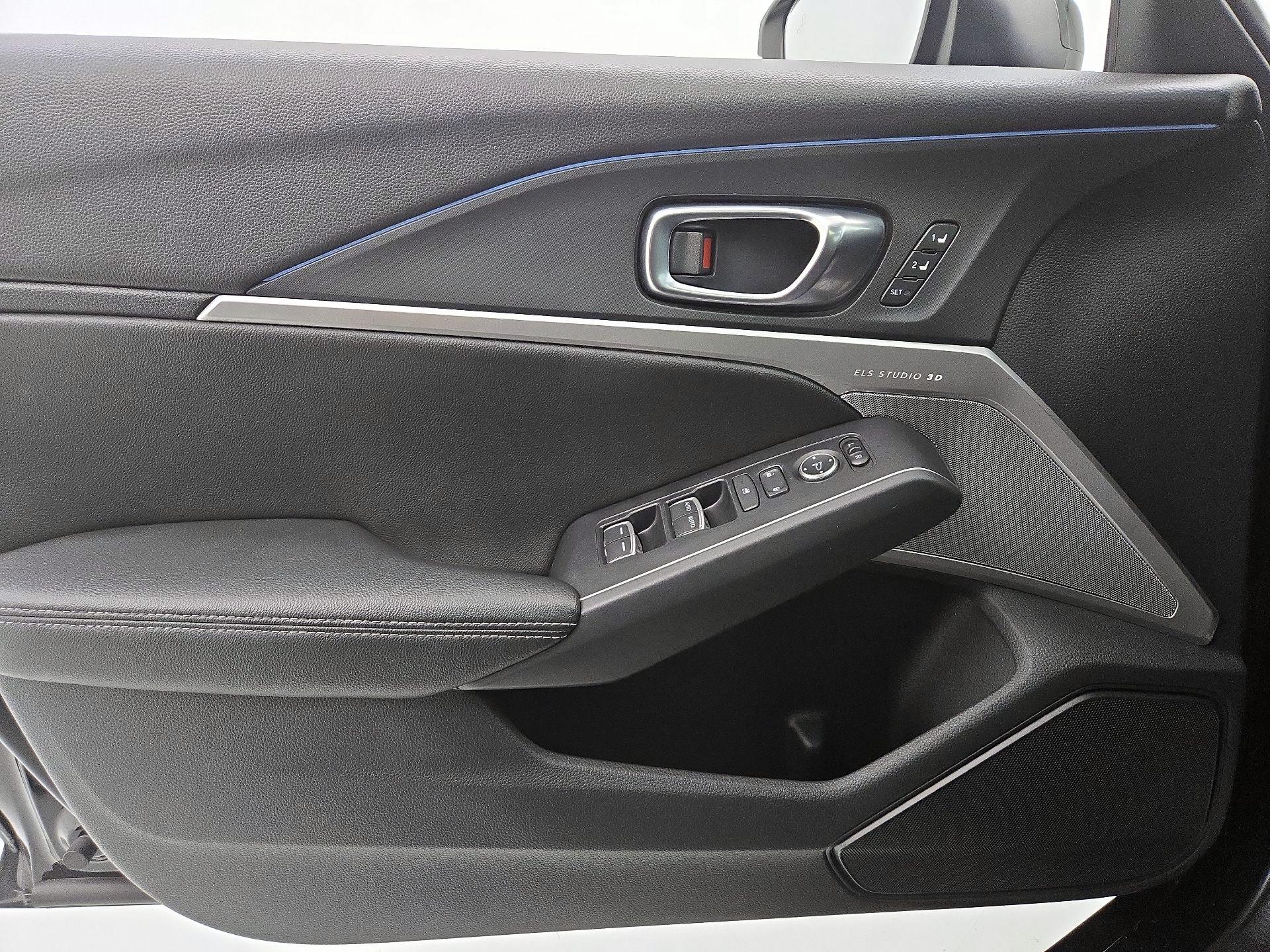 Thumbnail: 2023 Acura Integra - 12