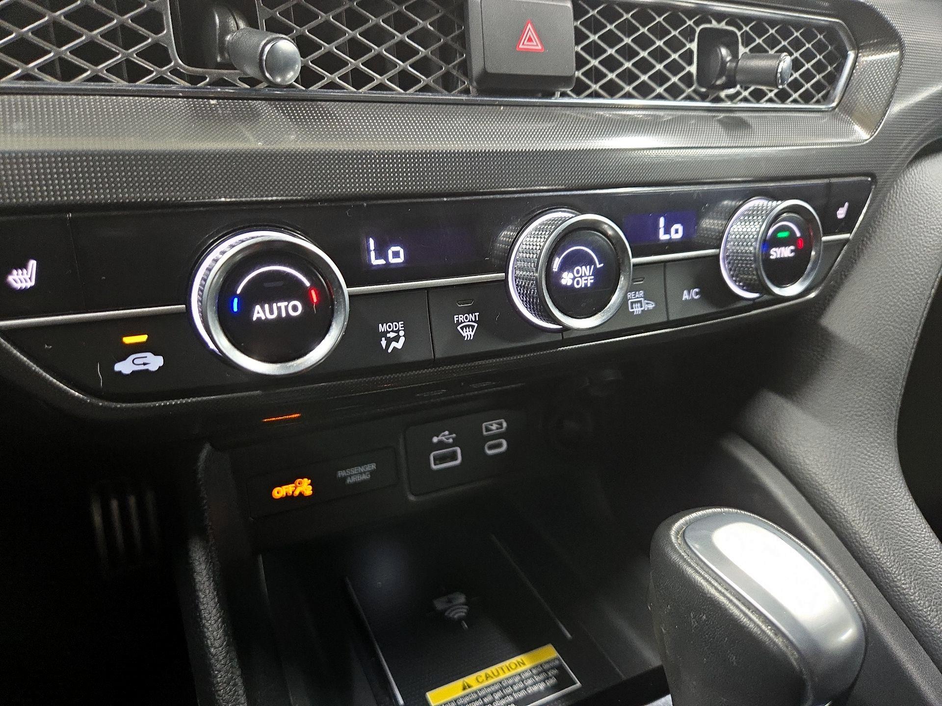 Thumbnail: 2023 Acura Integra - 15