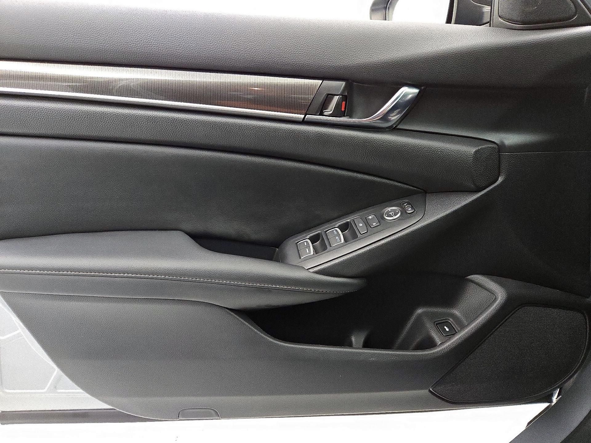 Thumbnail: 2022 Honda Accord - 12