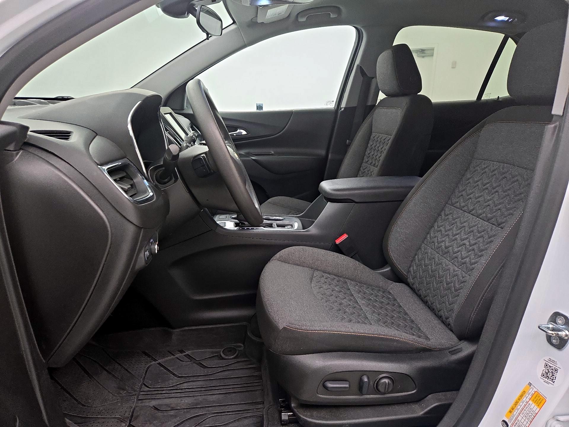 Thumbnail: 2023 Chevrolet Equinox - 11