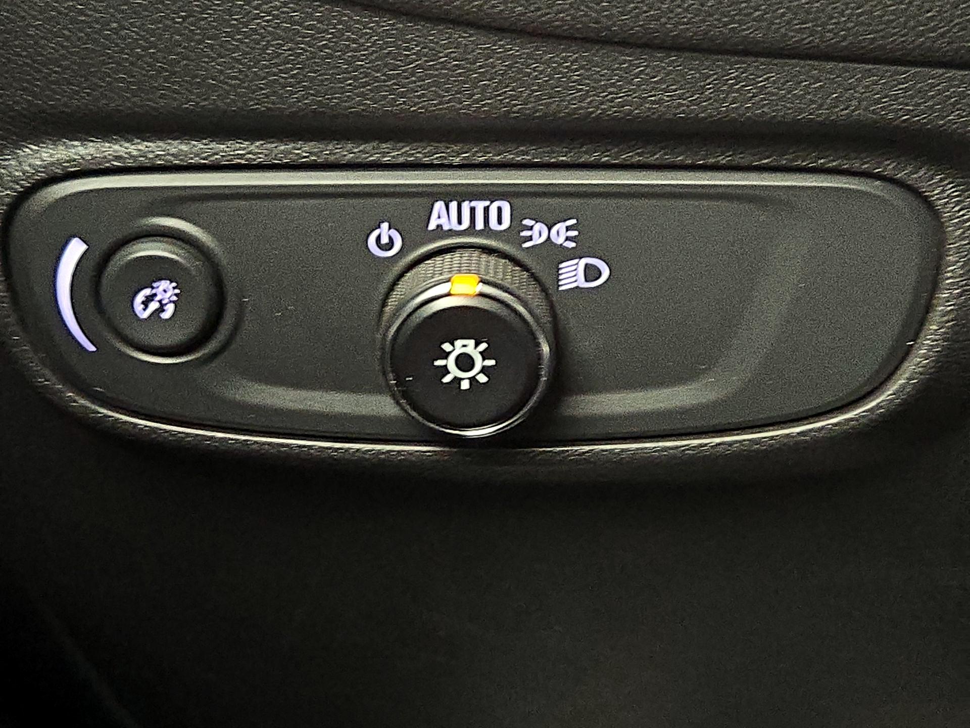 Thumbnail: 2023 Chevrolet Equinox - 13