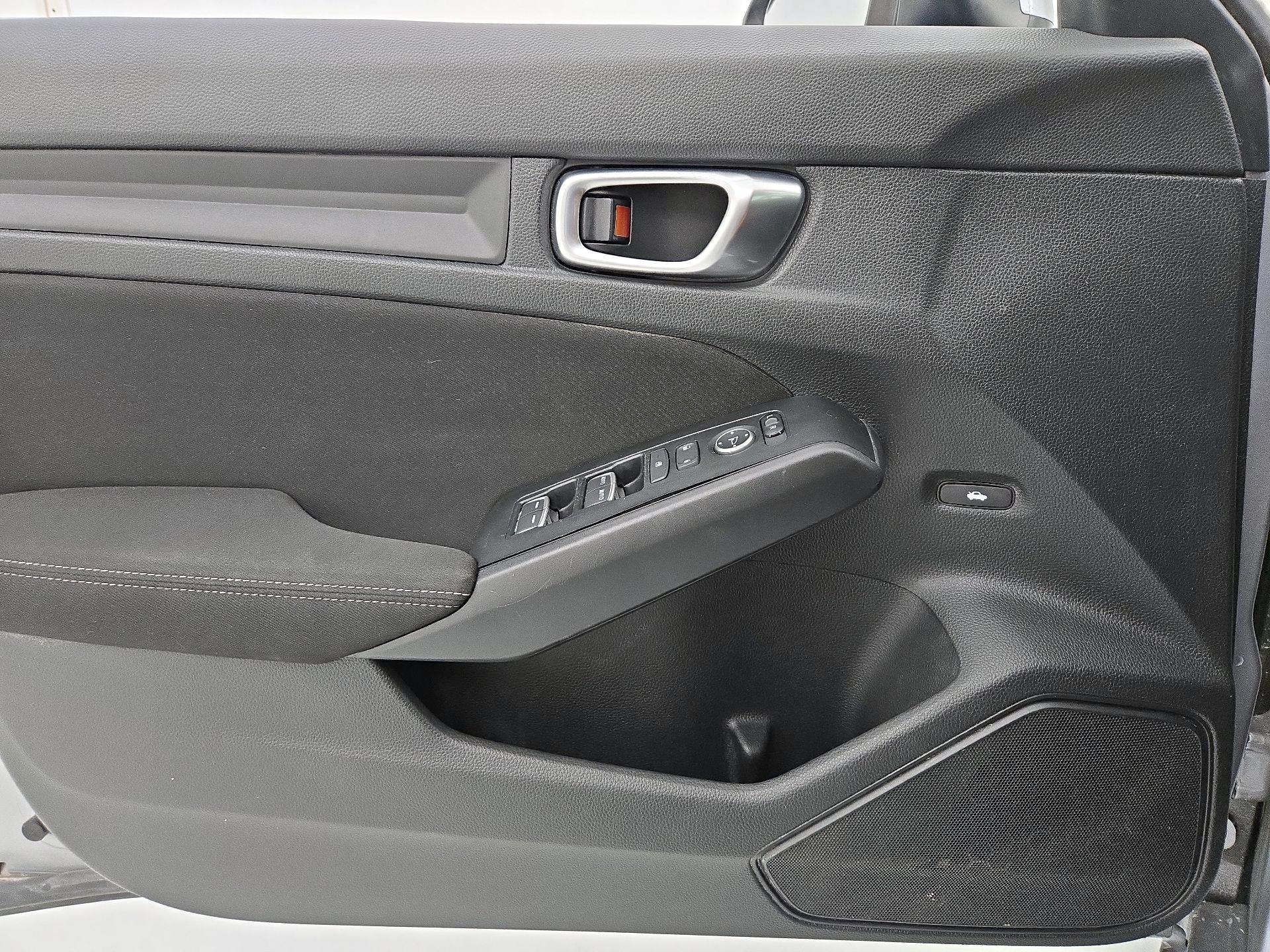 Thumbnail: 2023 Honda Civic - 12