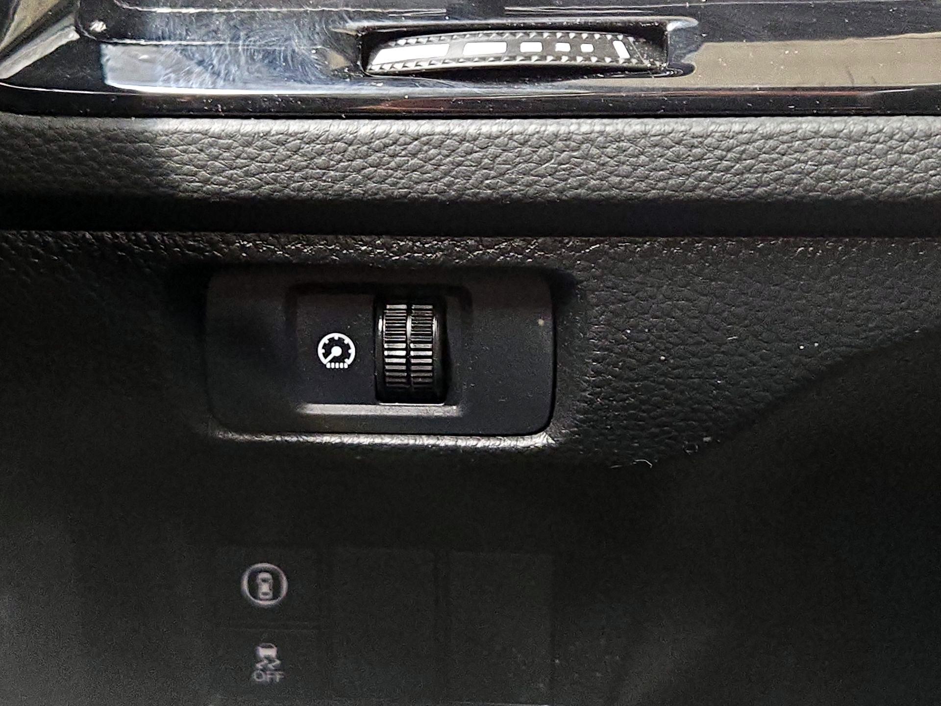 Thumbnail: 2023 Honda Civic - 13