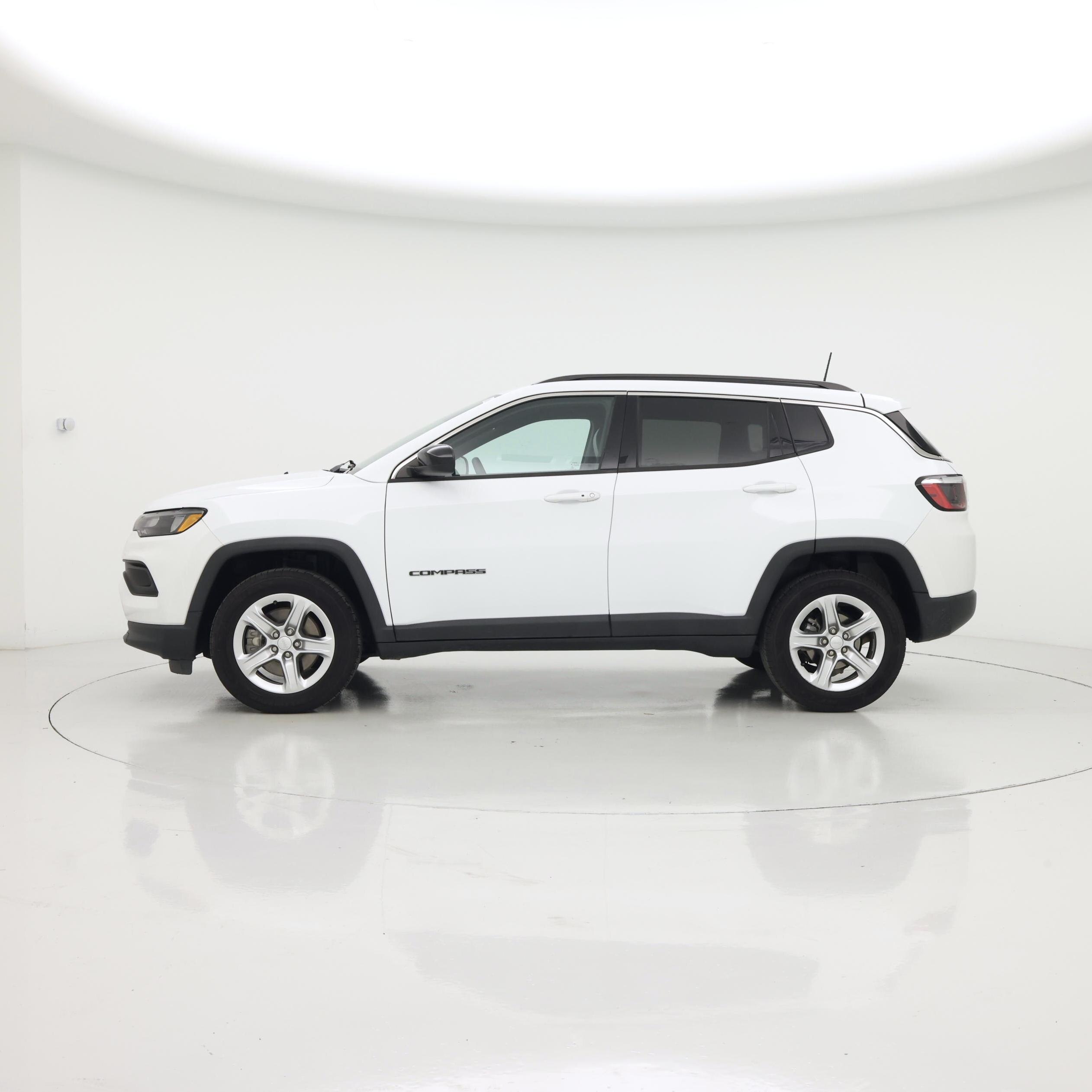 Thumbnail: 2023 Jeep Compass - 3