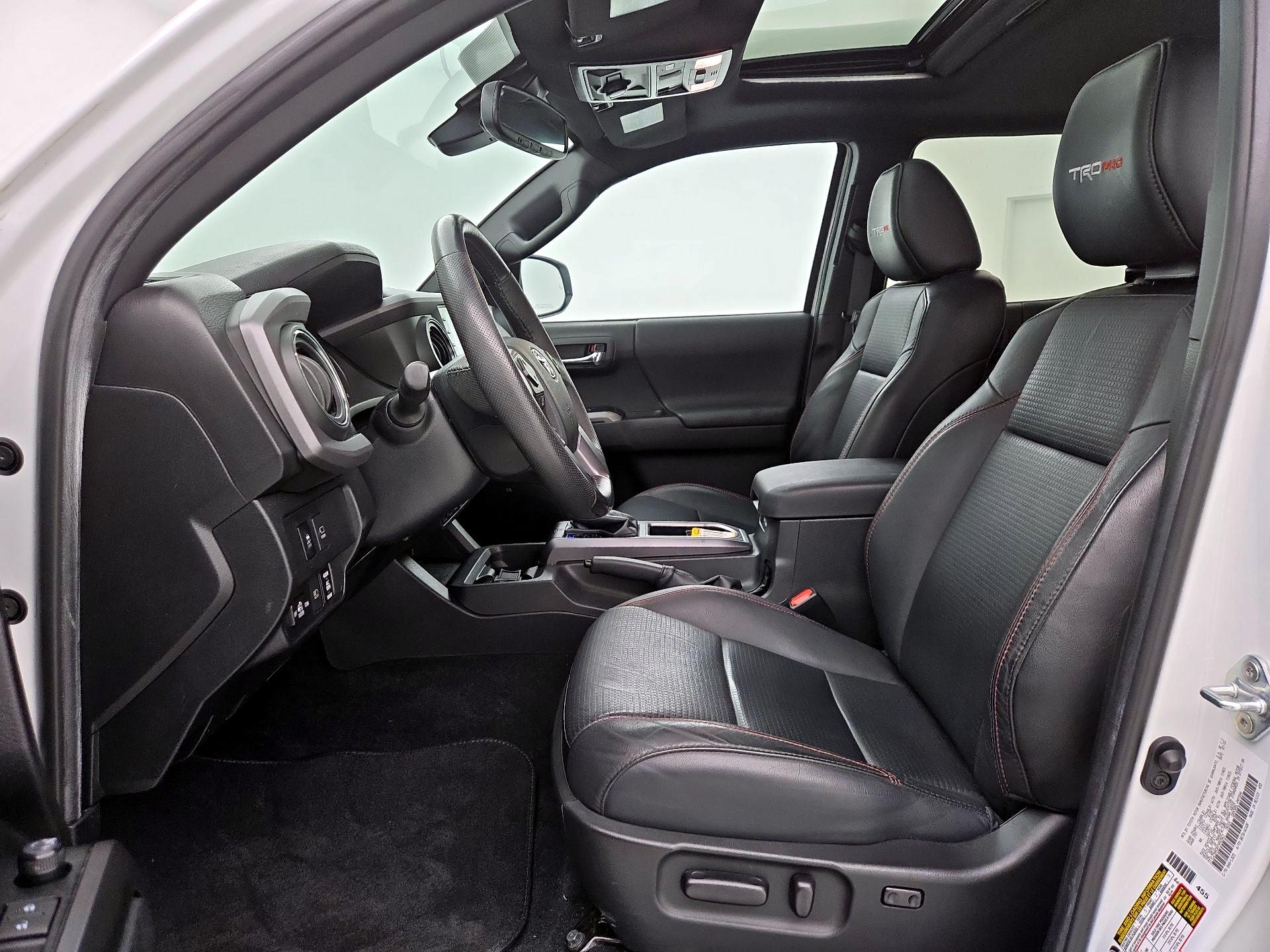 Thumbnail: 2022 Toyota Tacoma - 11