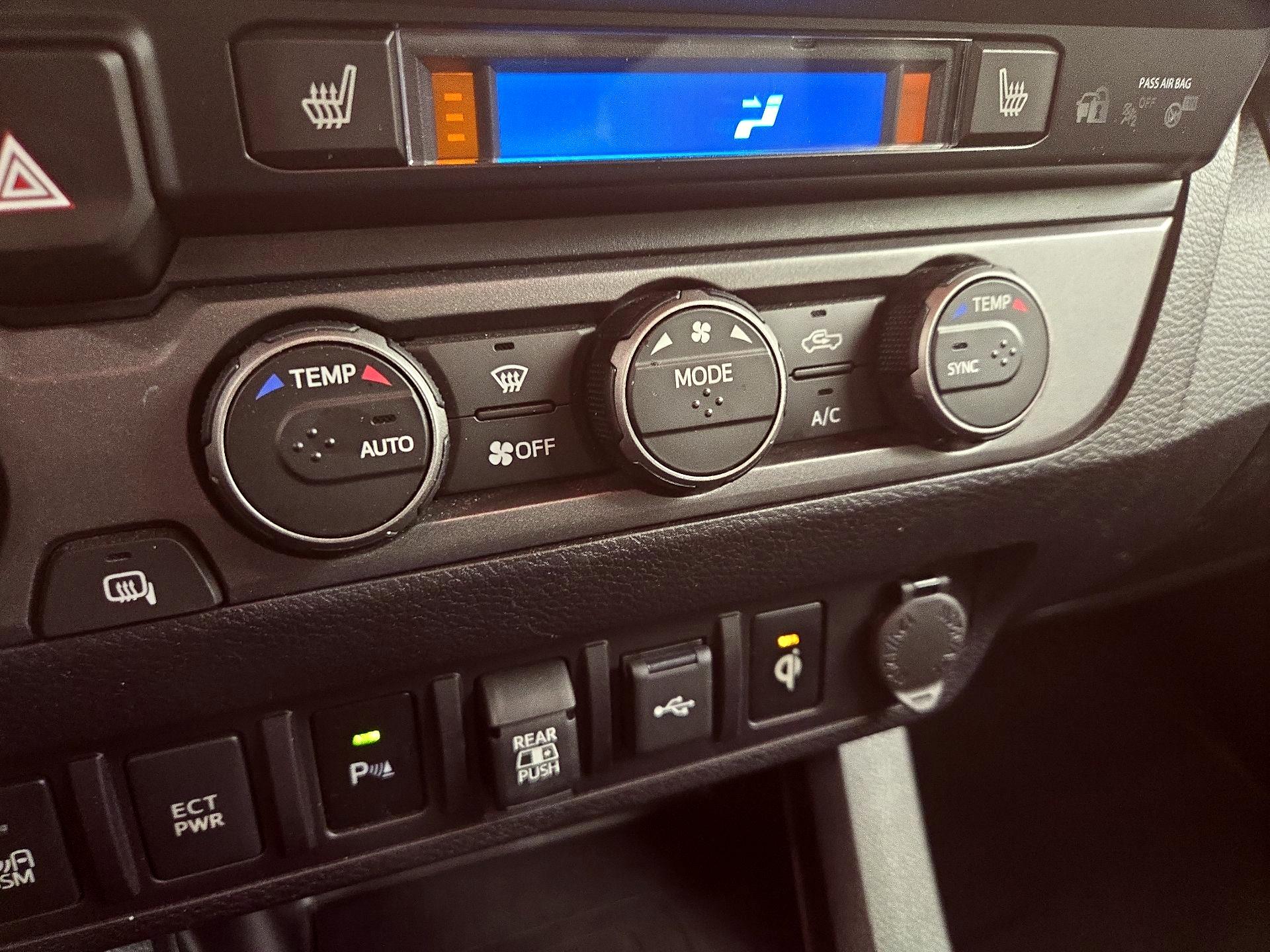 Thumbnail: 2022 Toyota Tacoma - 16