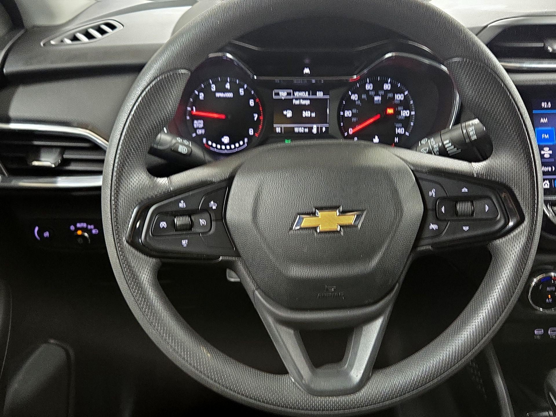 Thumbnail: 2023 Chevrolet TrailBlazer - 10