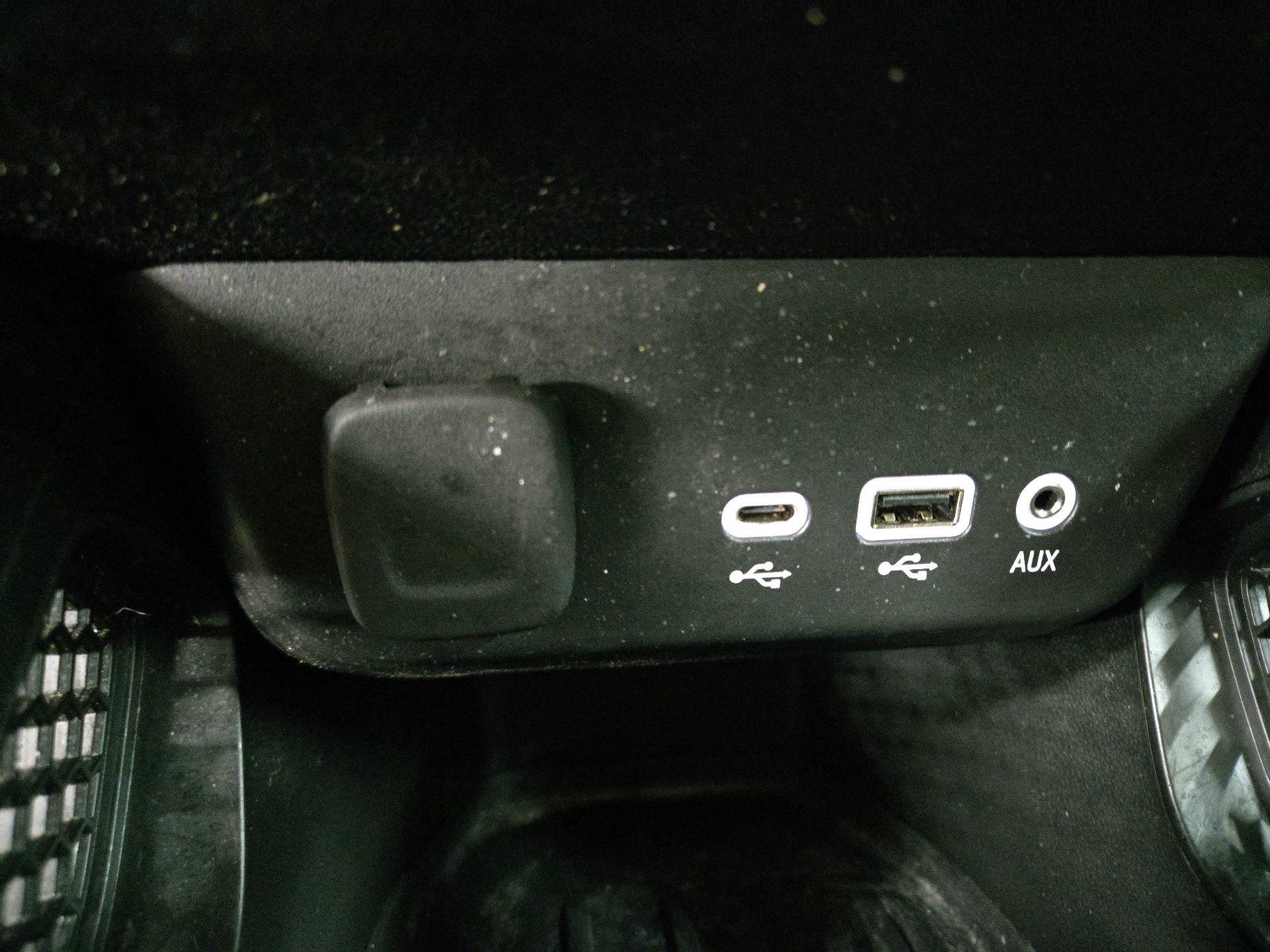 Thumbnail: 2023 Chevrolet TrailBlazer - 17