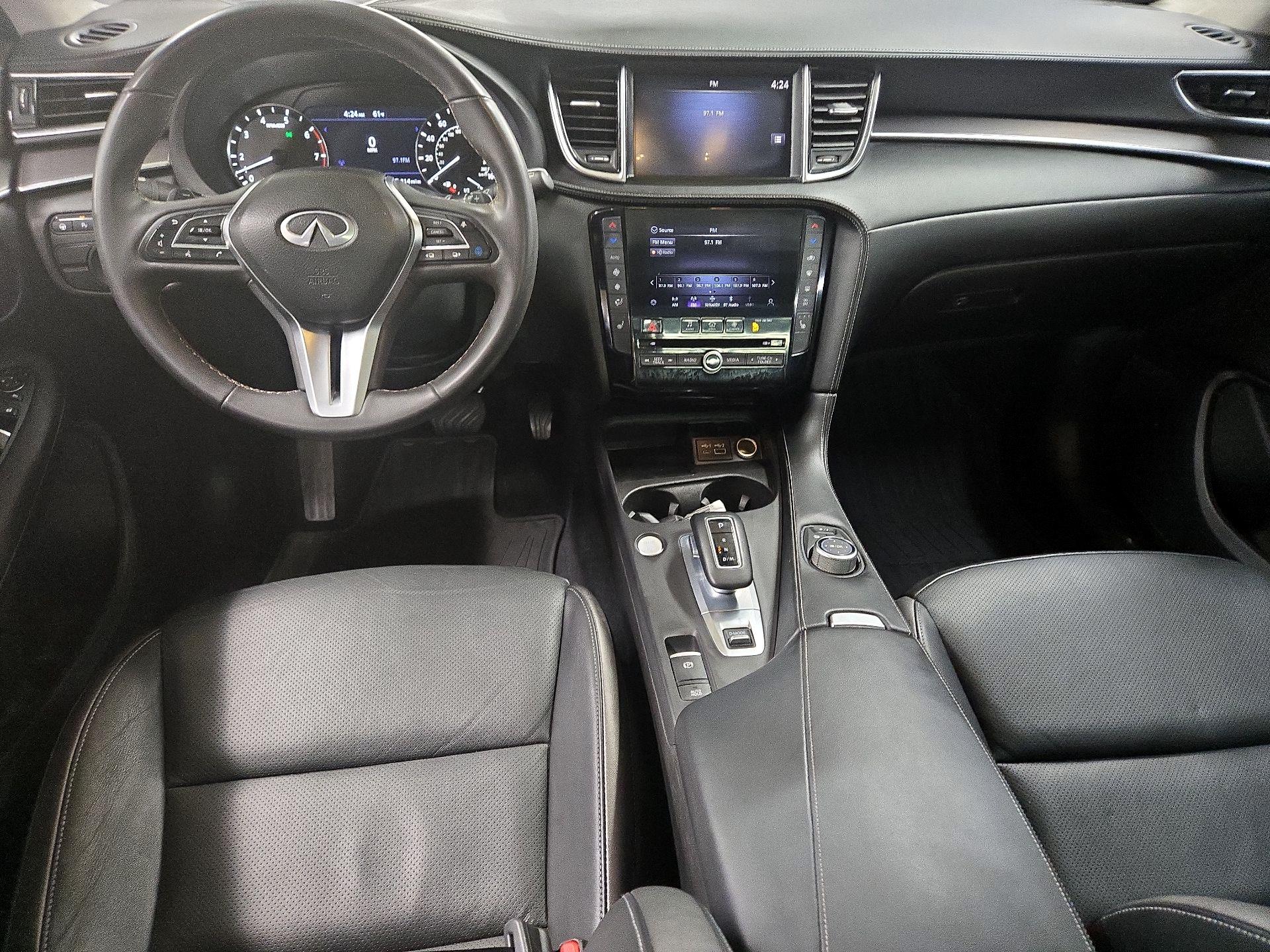 Thumbnail: 2023 INFINITI QX50 - 9