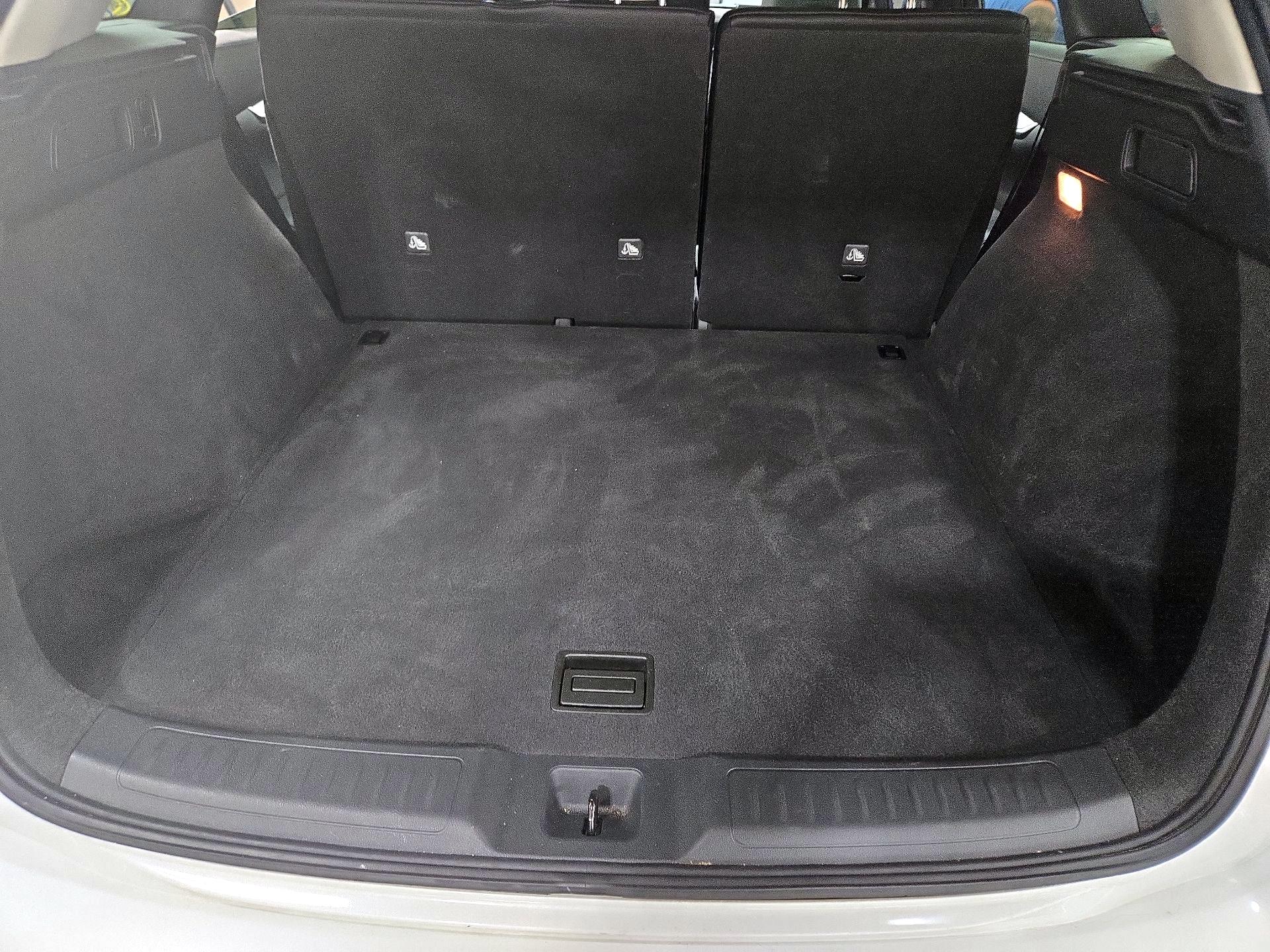 Thumbnail: 2023 INFINITI QX50 - 19