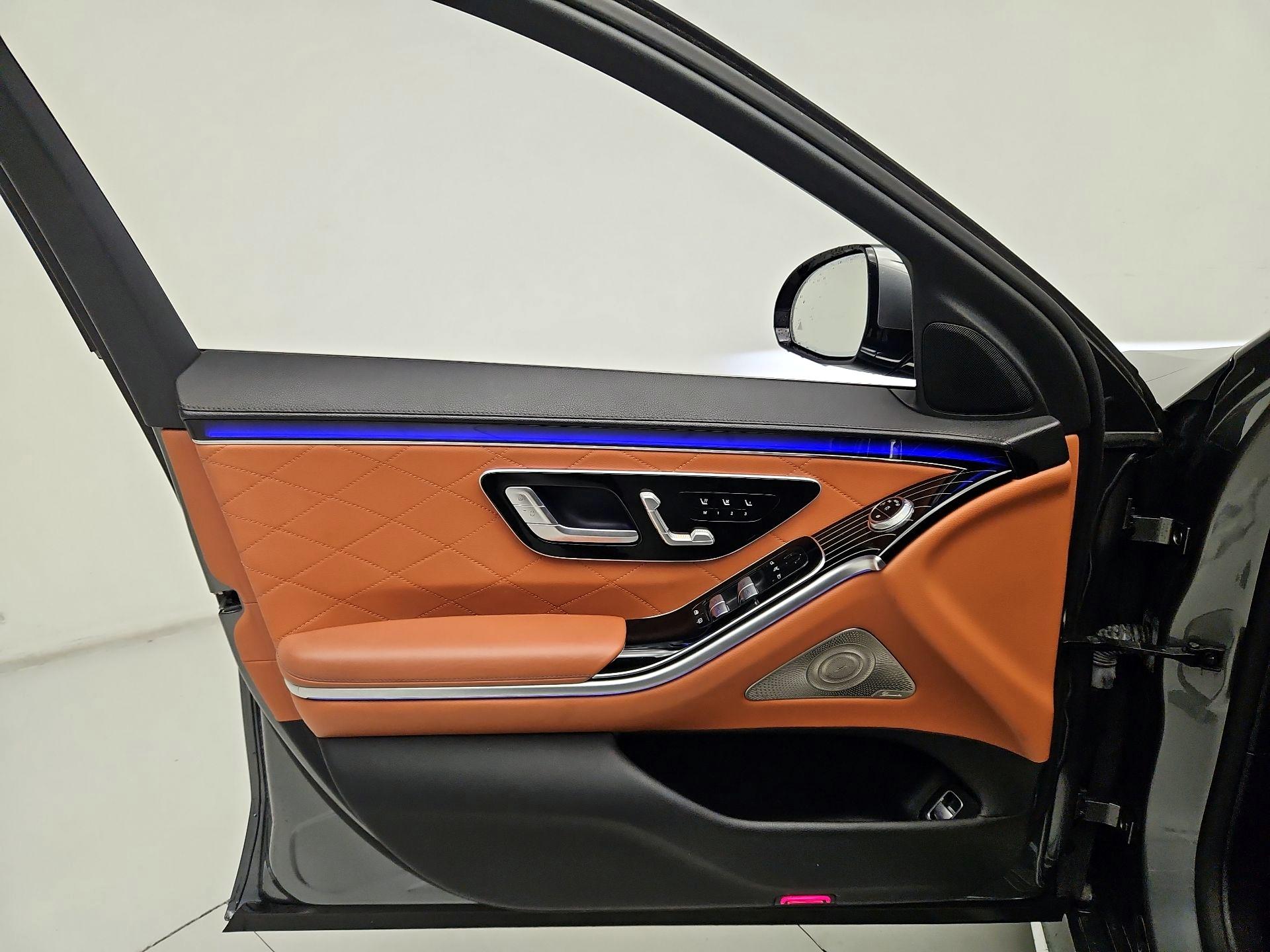 Thumbnail: 2021 Mercedes-Benz S-Class - 12