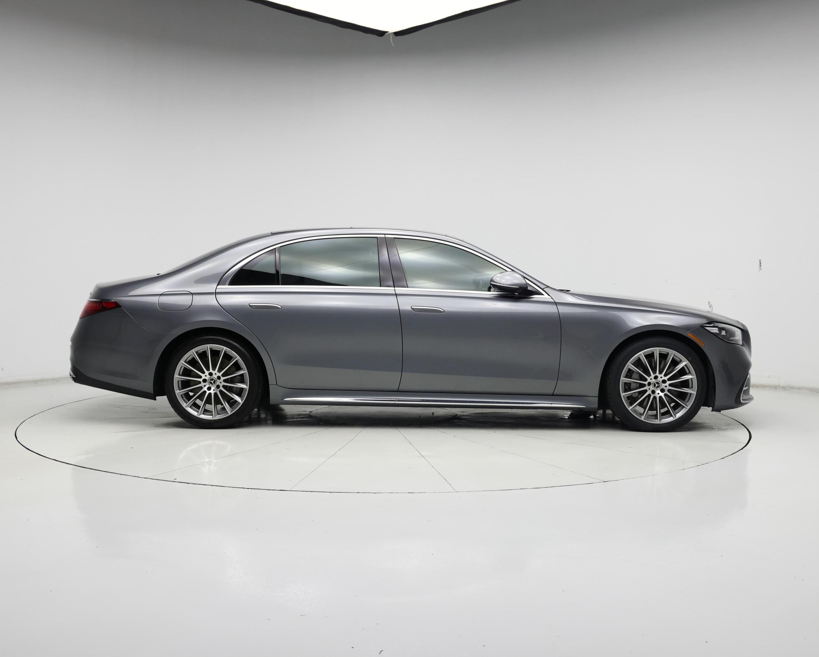 Thumbnail: 2021 Mercedes-Benz S-Class - 7