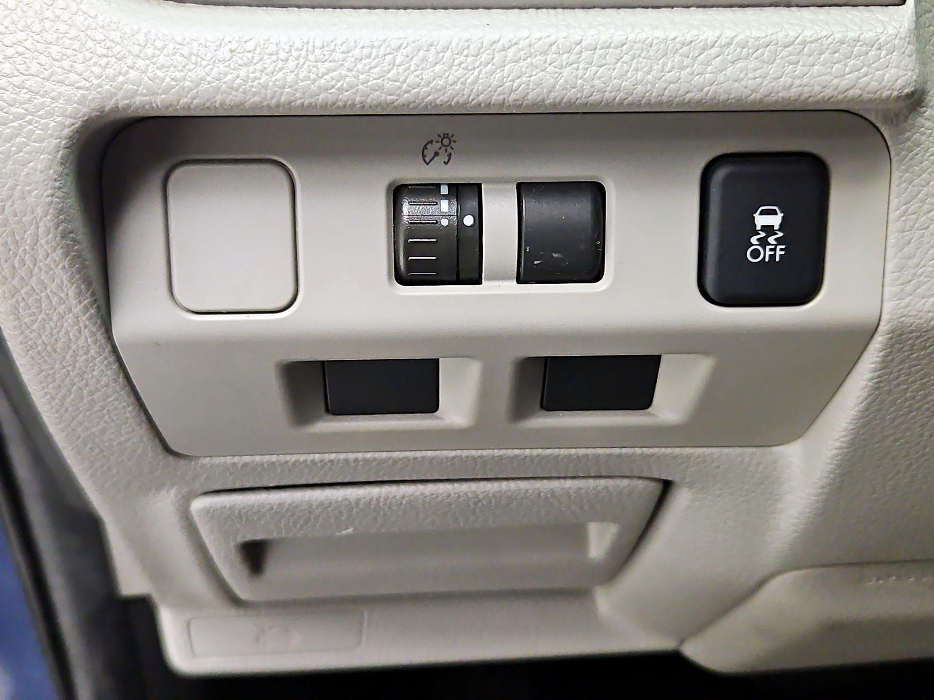 Thumbnail: 2014 Subaru Forester - 13