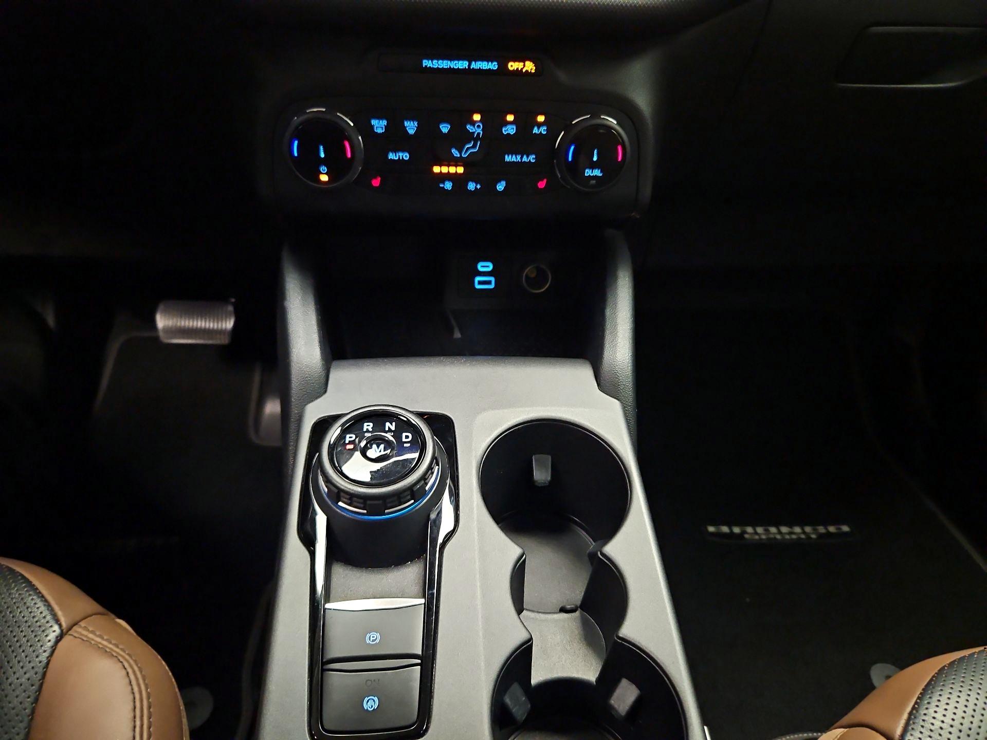Thumbnail: 2022 Ford Bronco Sport - 16