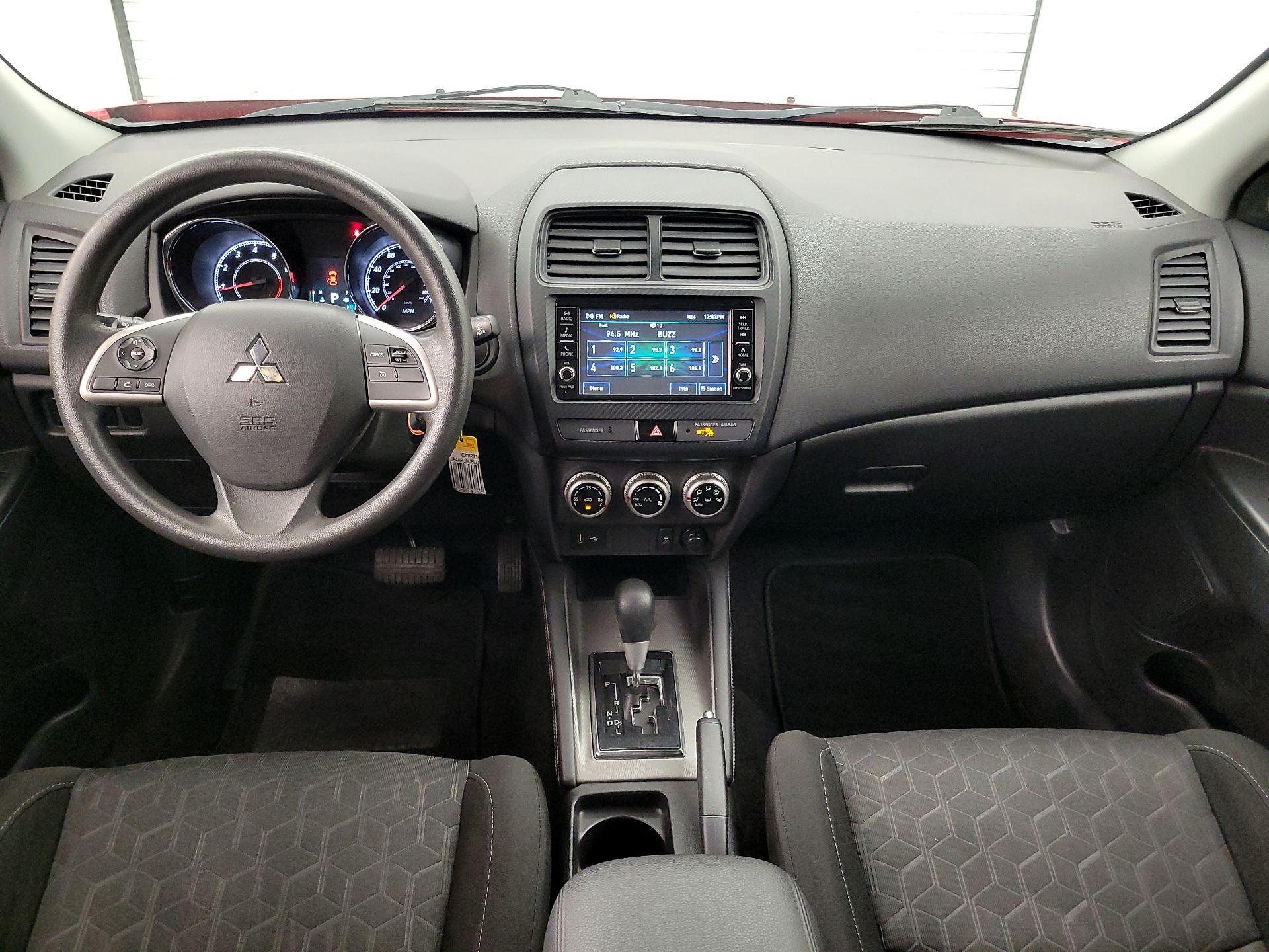 Thumbnail: 2020 Mitsubishi Outlander Sport - 9