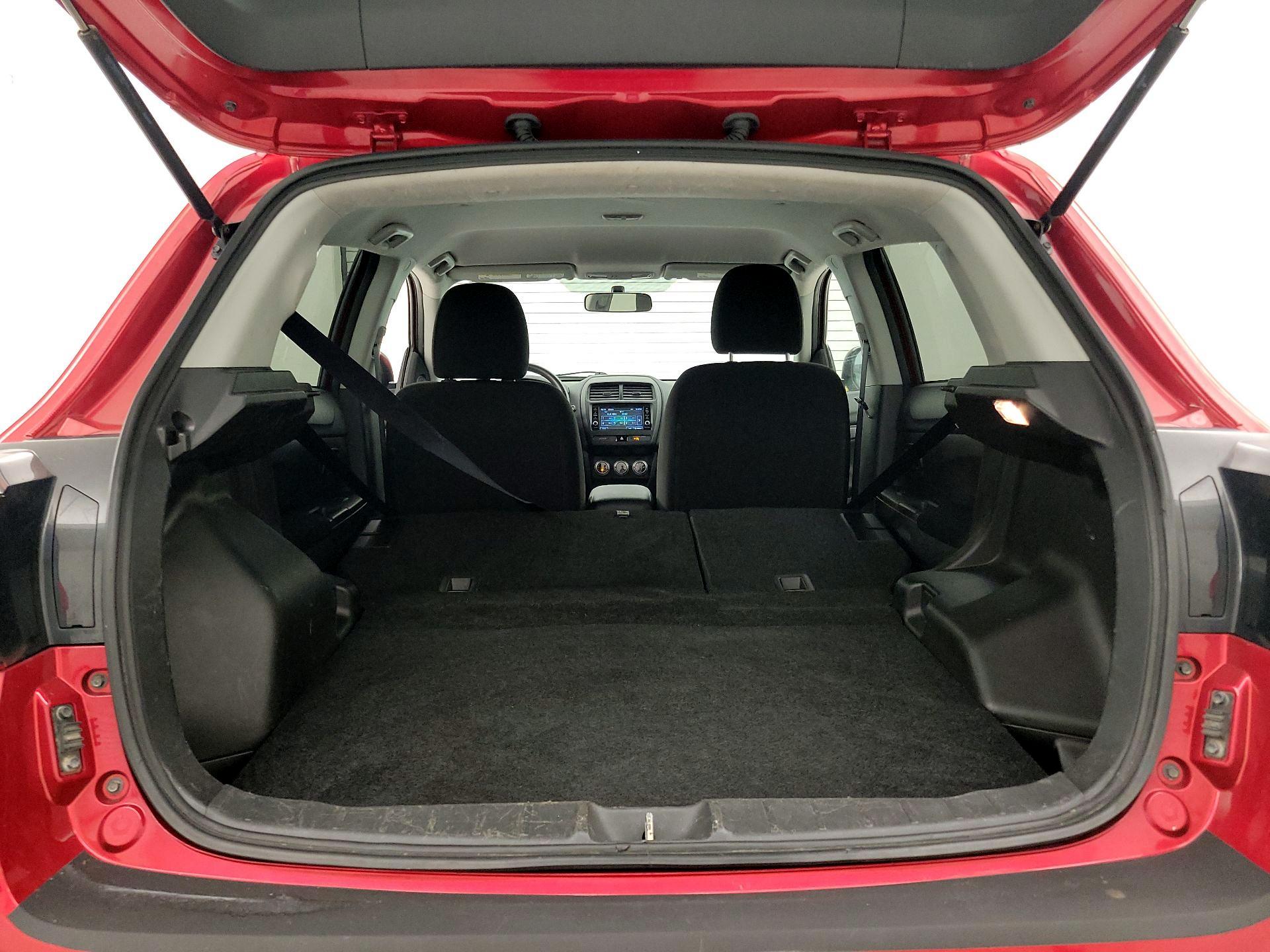 Thumbnail: 2020 Mitsubishi Outlander Sport - 20