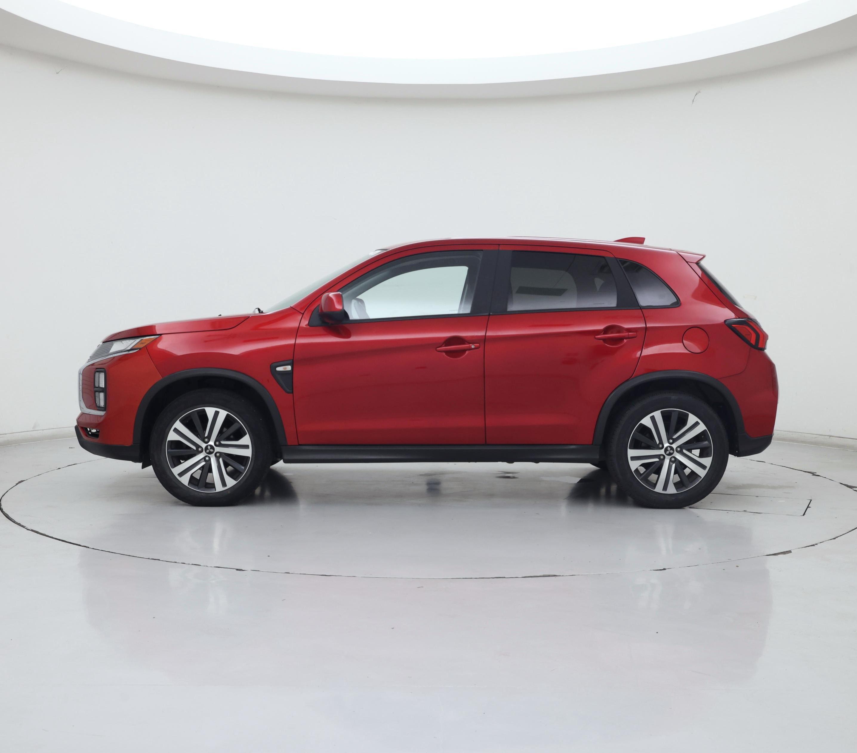 Thumbnail: 2020 Mitsubishi Outlander Sport - 3