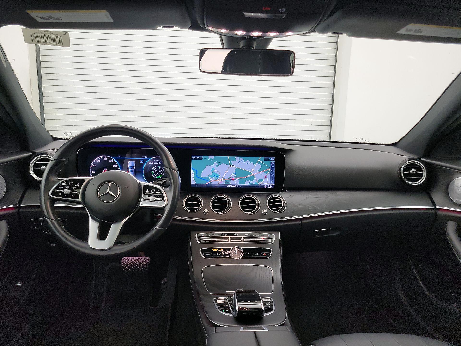 Thumbnail: 2020 Mercedes-Benz E-Class - 9