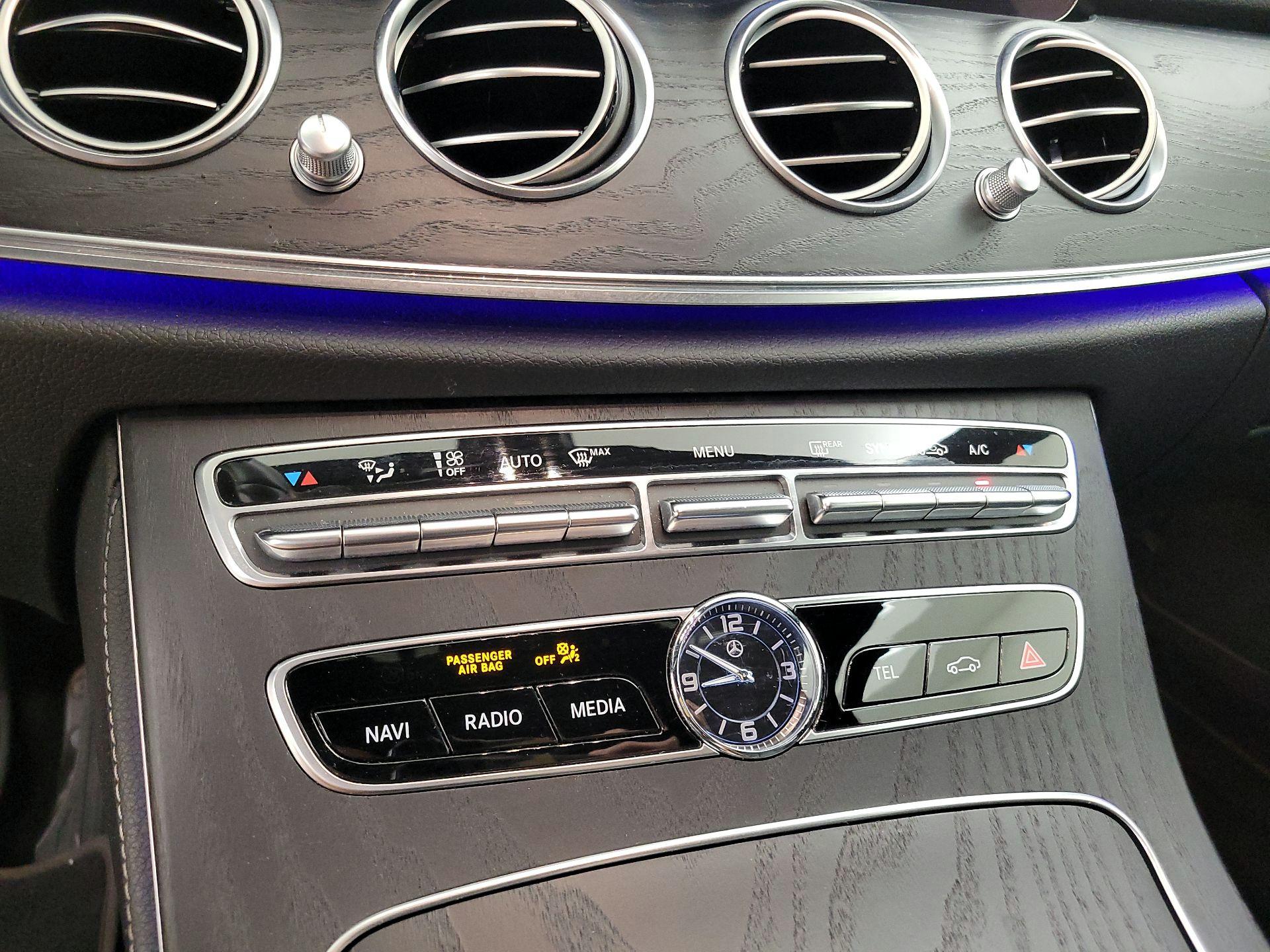 Thumbnail: 2020 Mercedes-Benz E-Class - 17