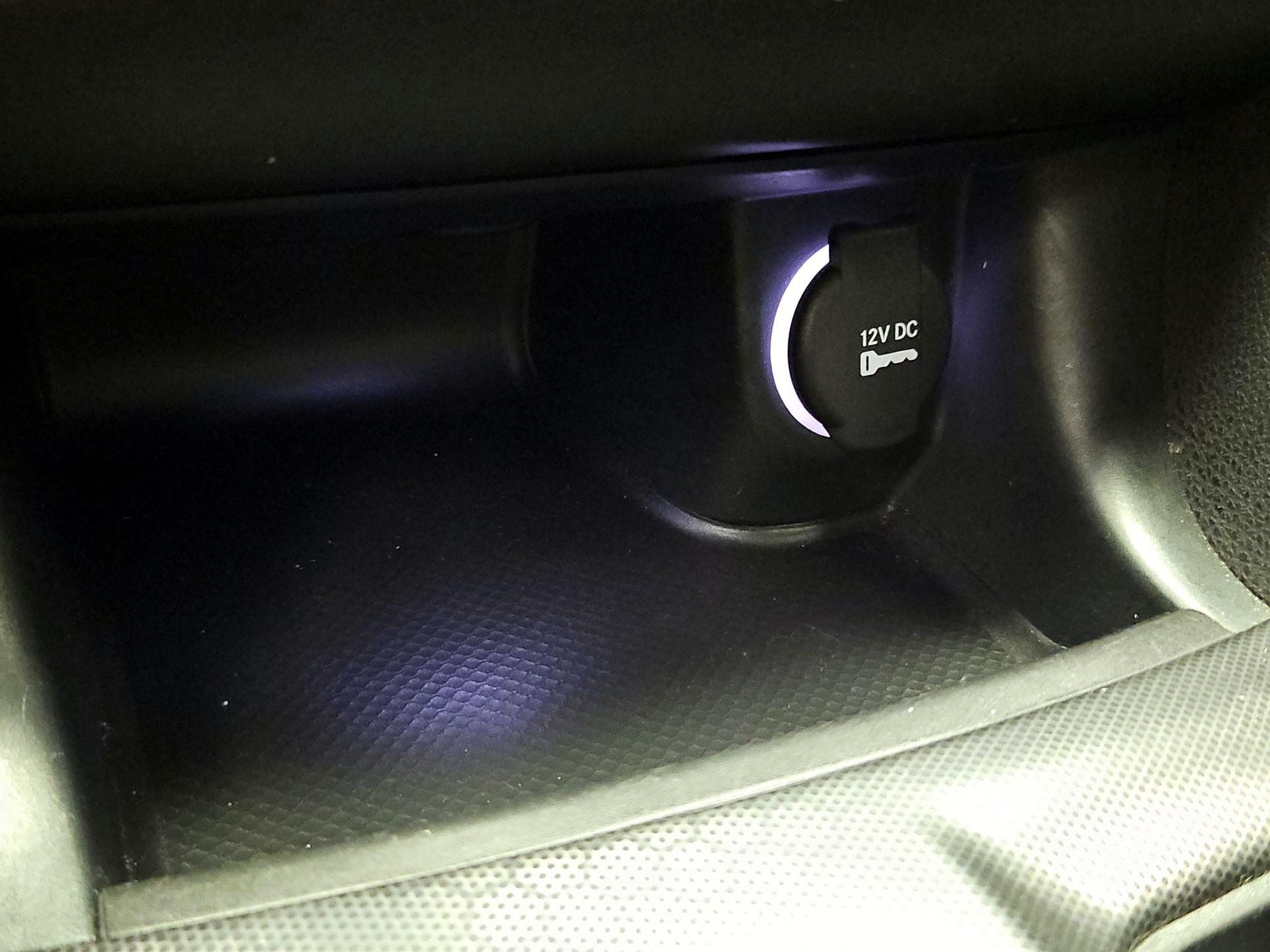 Thumbnail: 2018 Dodge Charger - 18