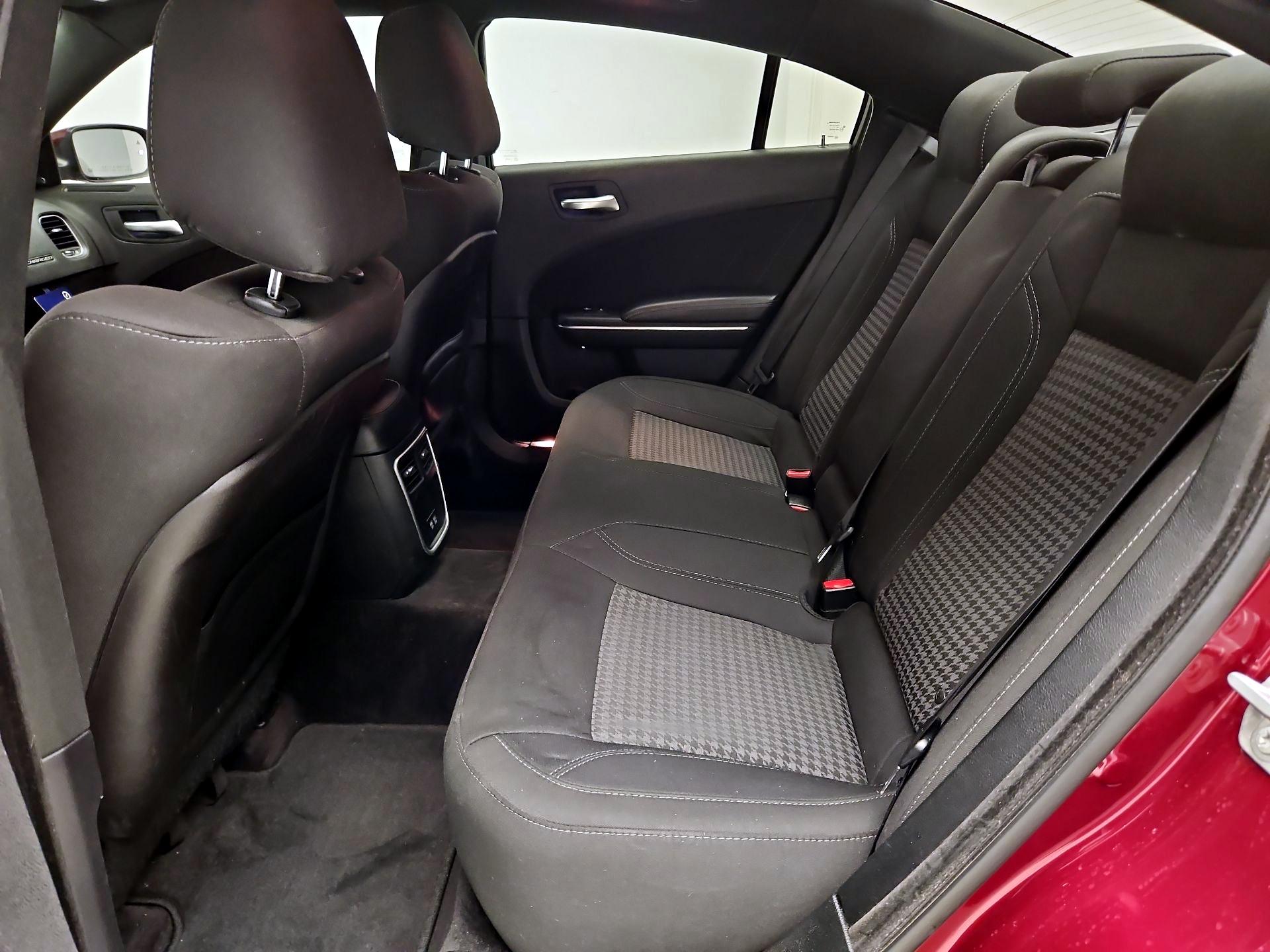 Thumbnail: 2018 Dodge Charger - 19