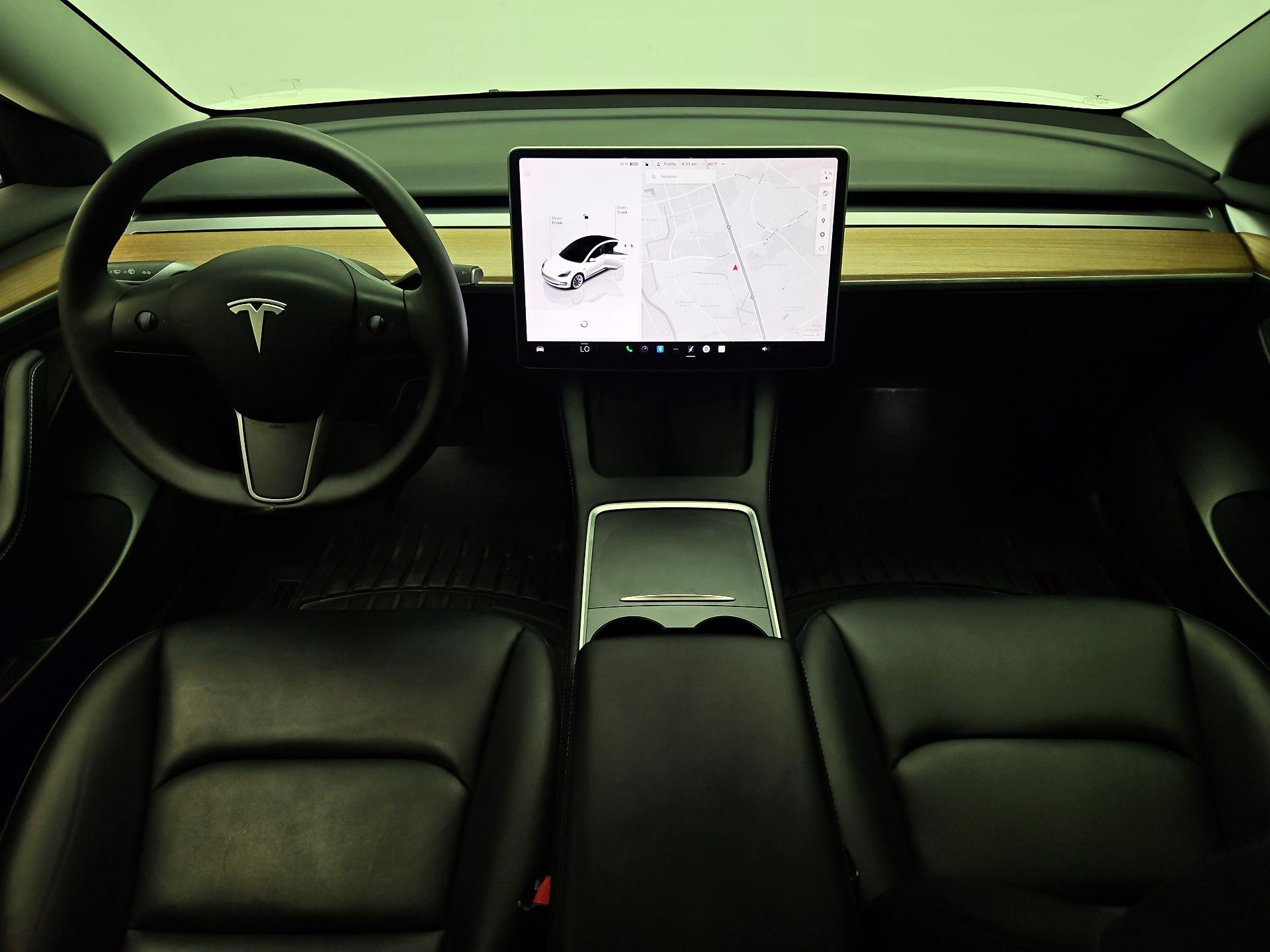Thumbnail: 2022 Tesla Model 3 - 9