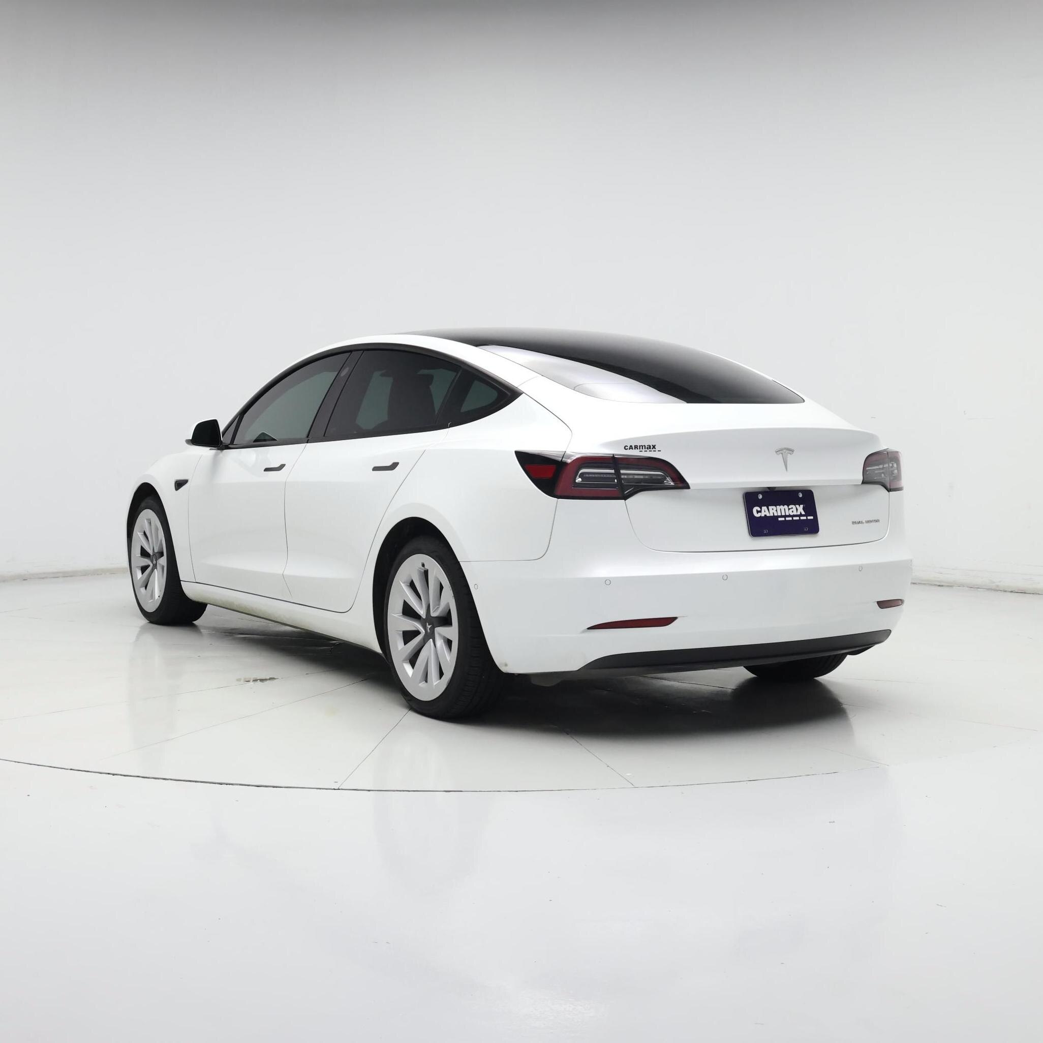 Thumbnail: 2022 Tesla Model 3 - 2