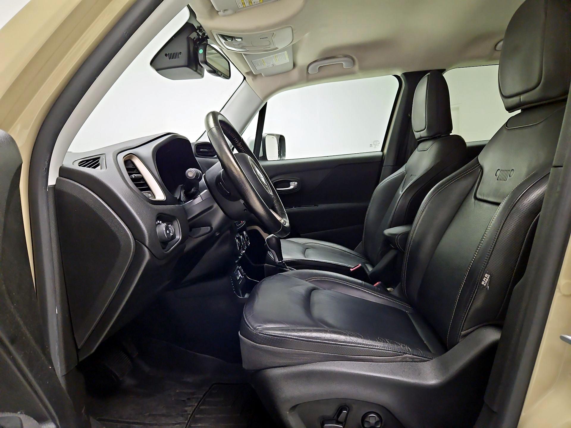 Thumbnail: 2015 Jeep Renegade - 11