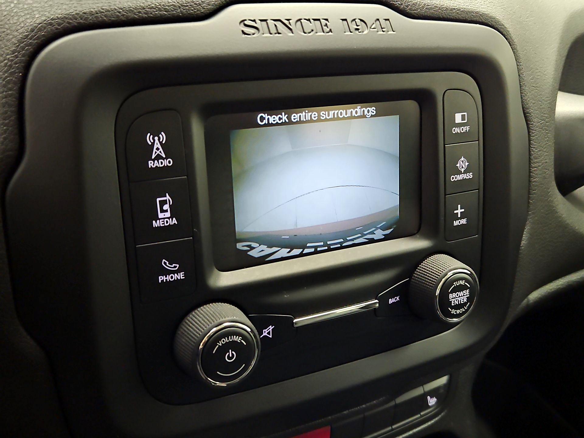 Thumbnail: 2015 Jeep Renegade - 14