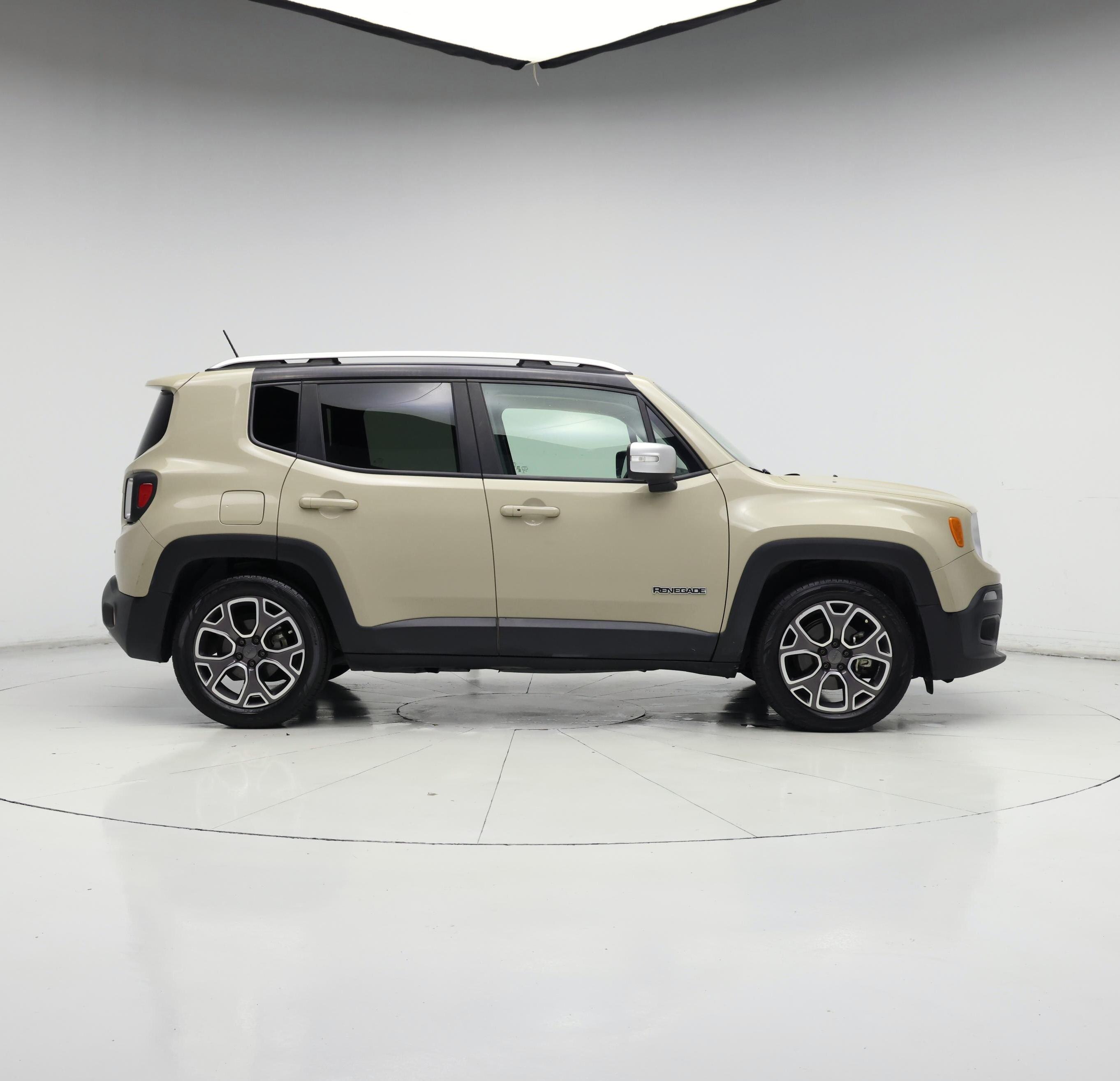 Thumbnail: 2015 Jeep Renegade - 7