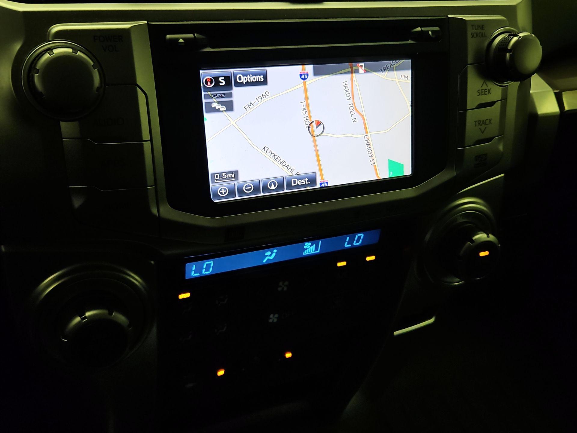 Thumbnail: 2014 Toyota 4Runner - 14